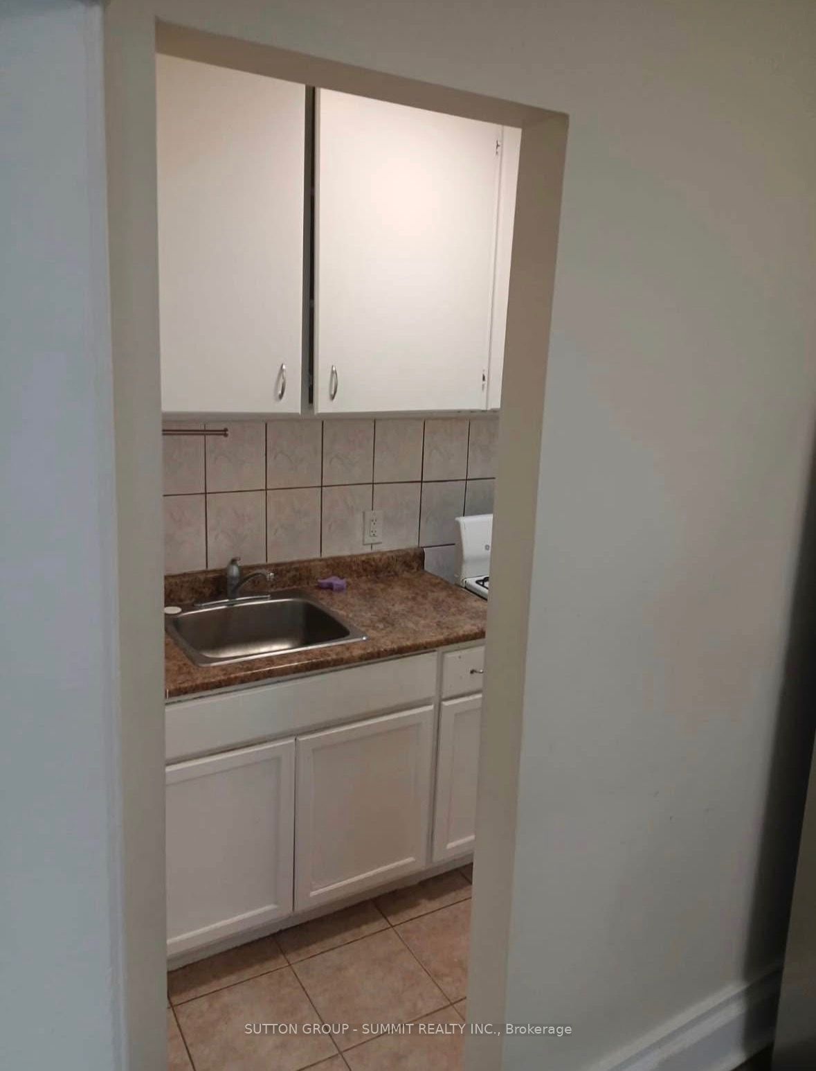 Photo 6 of Unit 402, 98 Vaughan Road, Toronto, Humewood-Cedarvale — HOMEH