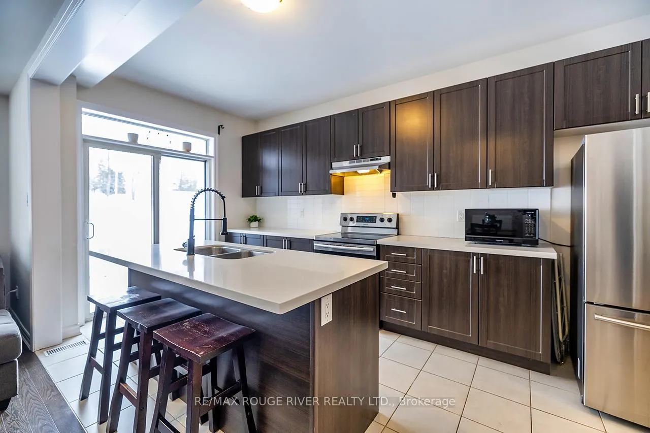 Photo 5 of 13 Highlands Boulevard, Cavan Monaghan, Cavan Twp — HOMEH