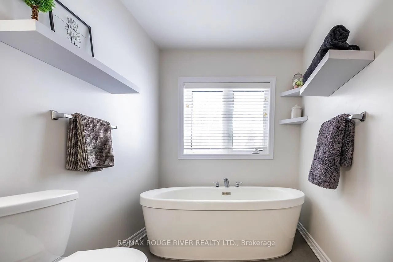 Photo 11 of 13 Highlands Boulevard, Cavan Monaghan, Cavan Twp — HOMEH