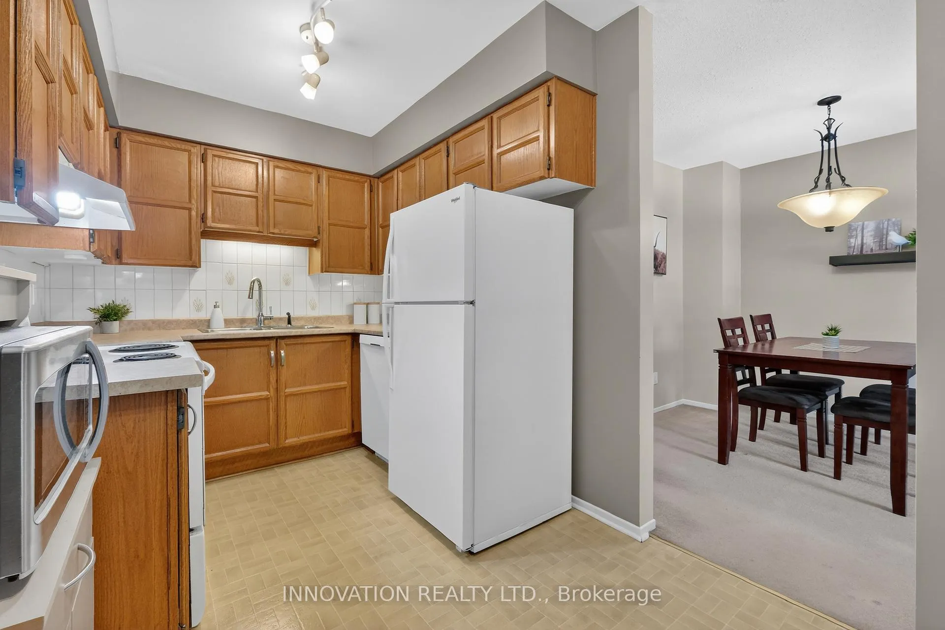 Photo 20 of 416 Sandhamn Private, Ottawa, Hunt Club Park/Greenboro — HOMEH