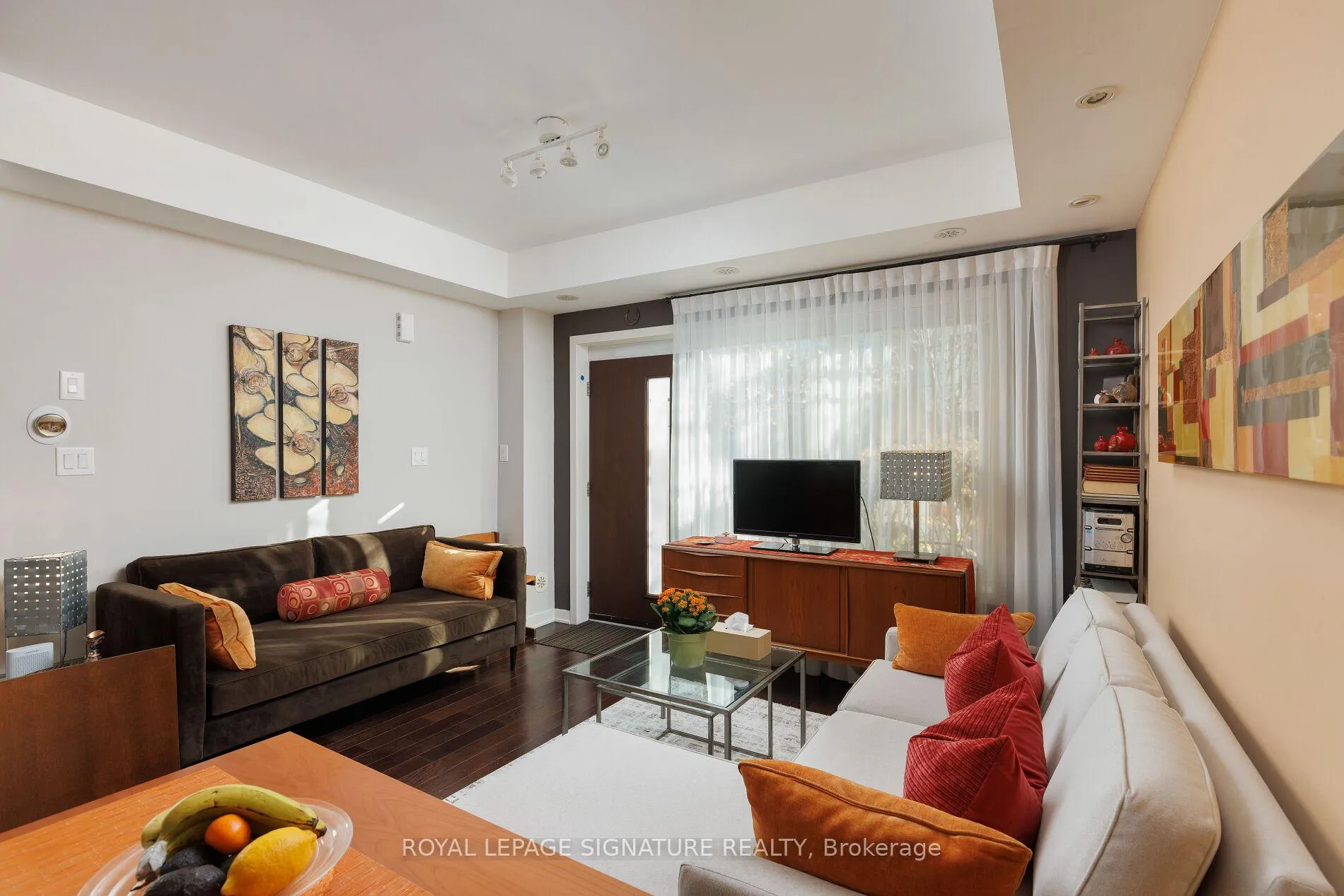 Photo 6 of 30 Cole Street, Toronto, Regent Park — HOMEH