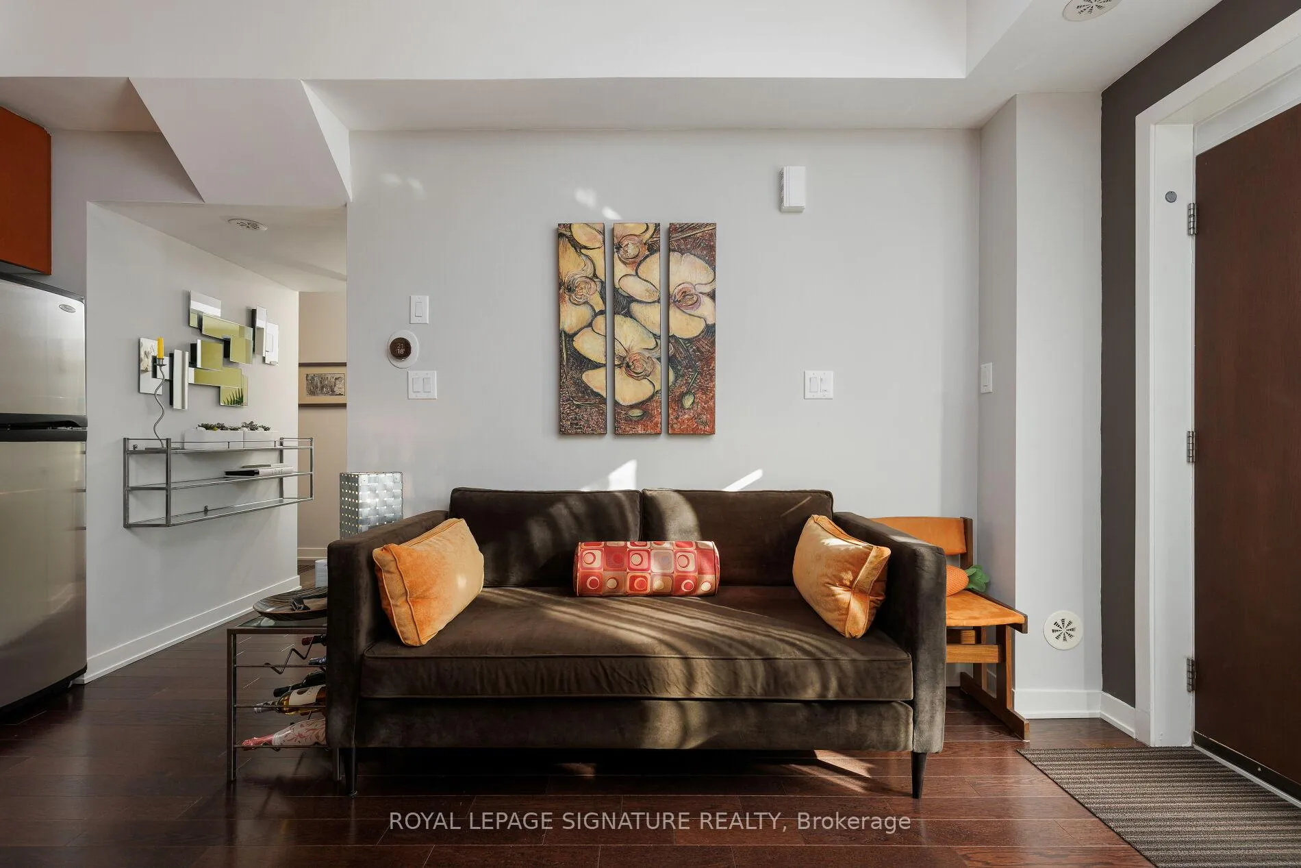 Photo 9 of 30 Cole Street, Toronto, Regent Park — HOMEH