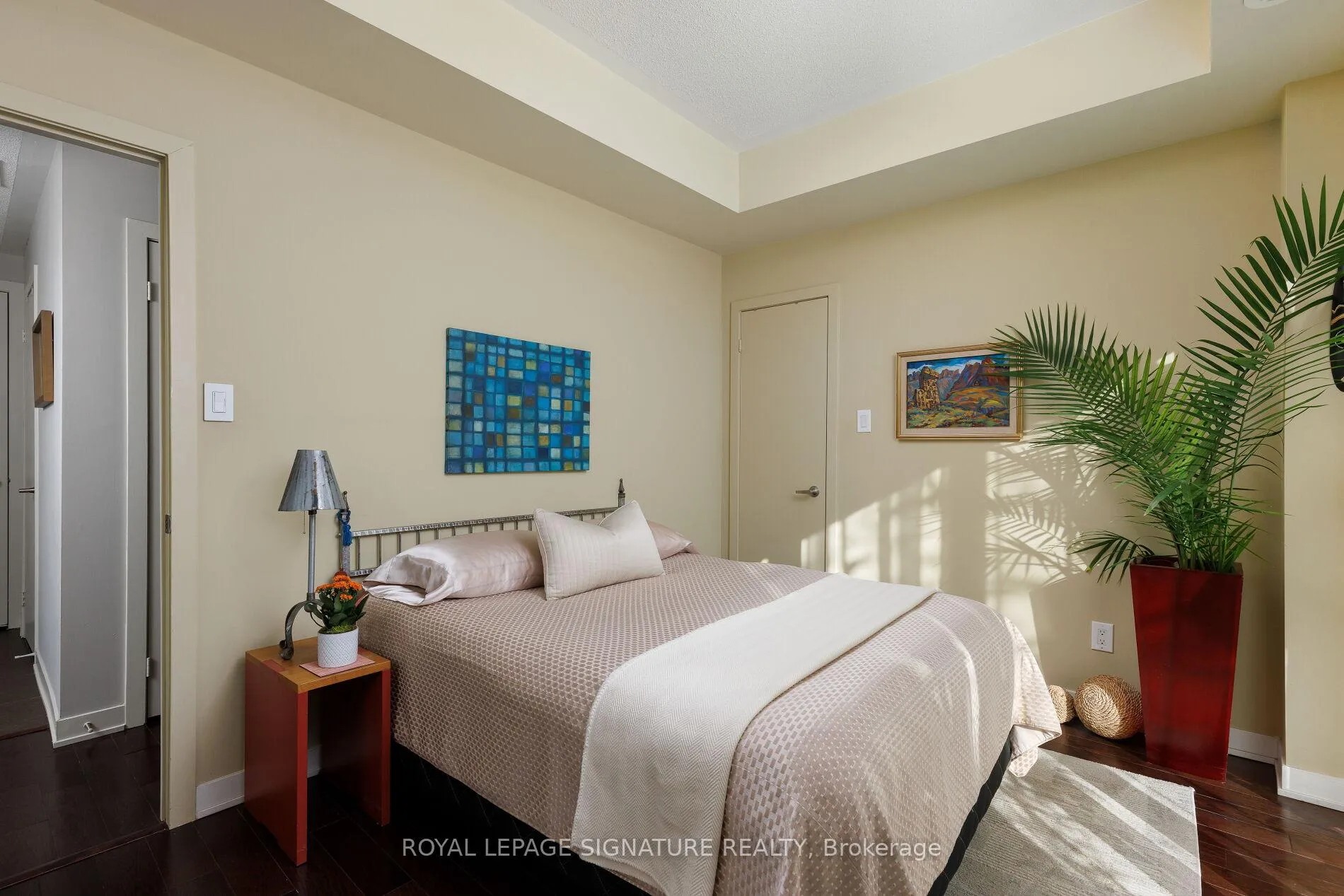 Photo 17 of 30 Cole Street, Toronto, Regent Park — HOMEH