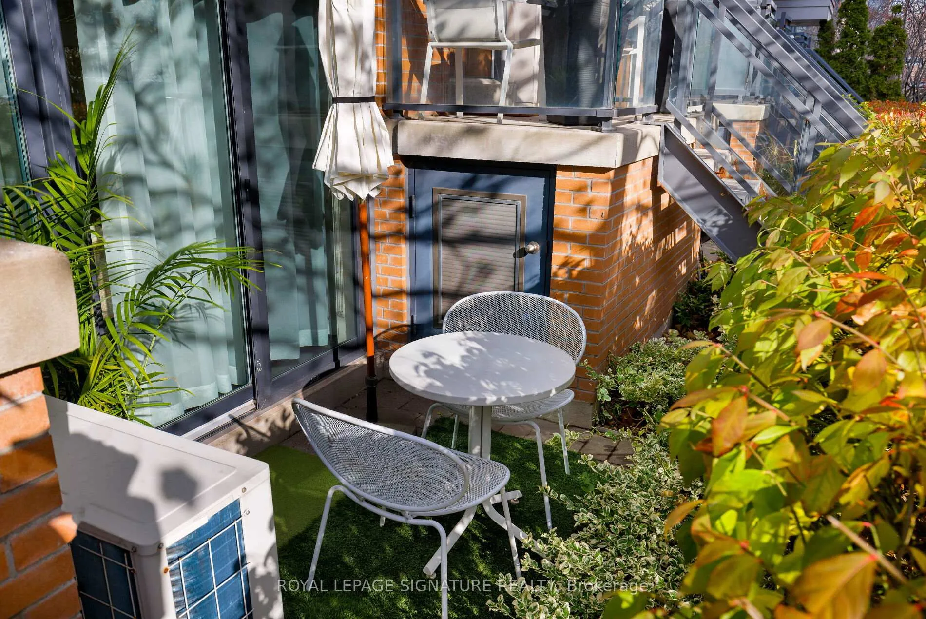 Photo 21 of 30 Cole Street, Toronto, Regent Park — HOMEH