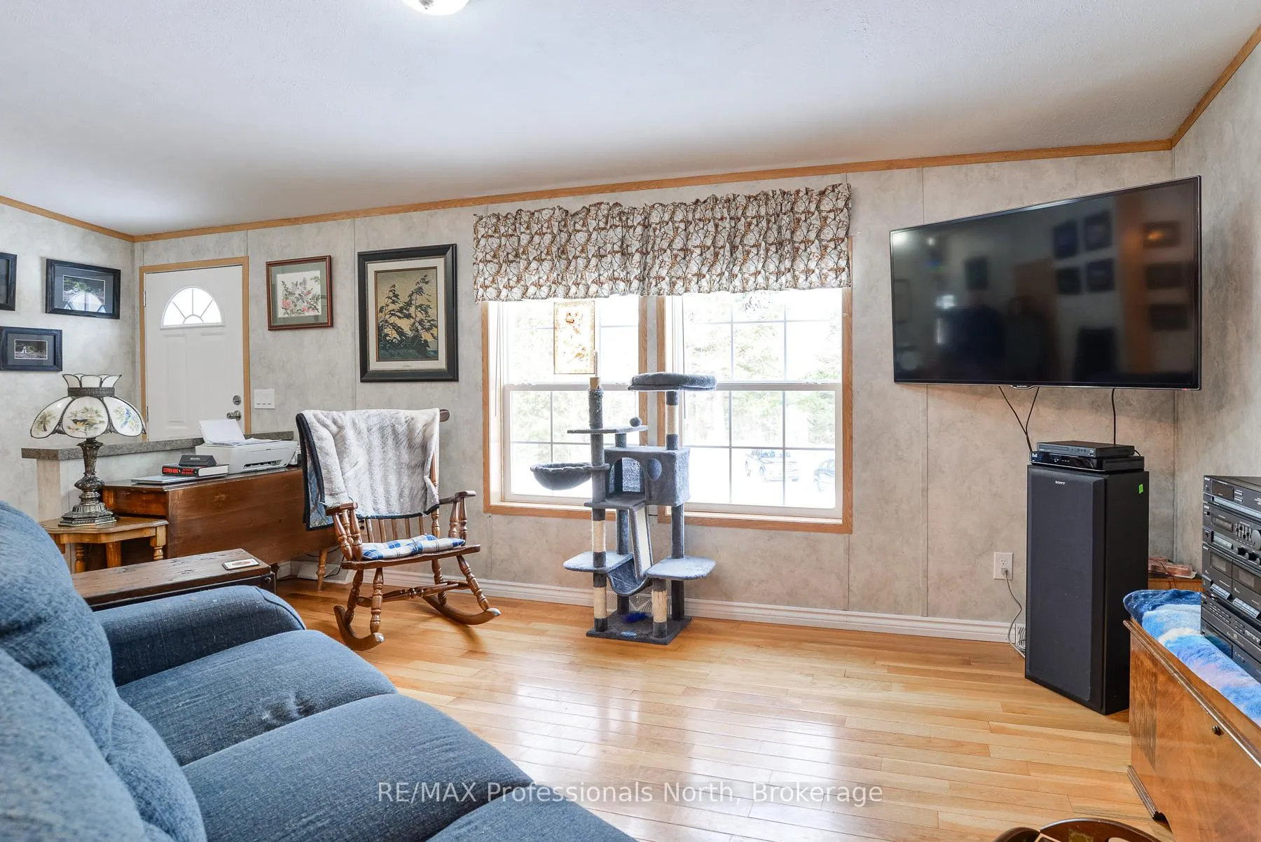 Photo 9 of 1874 Highway 118 E, Bracebridge, Draper — HOMEH