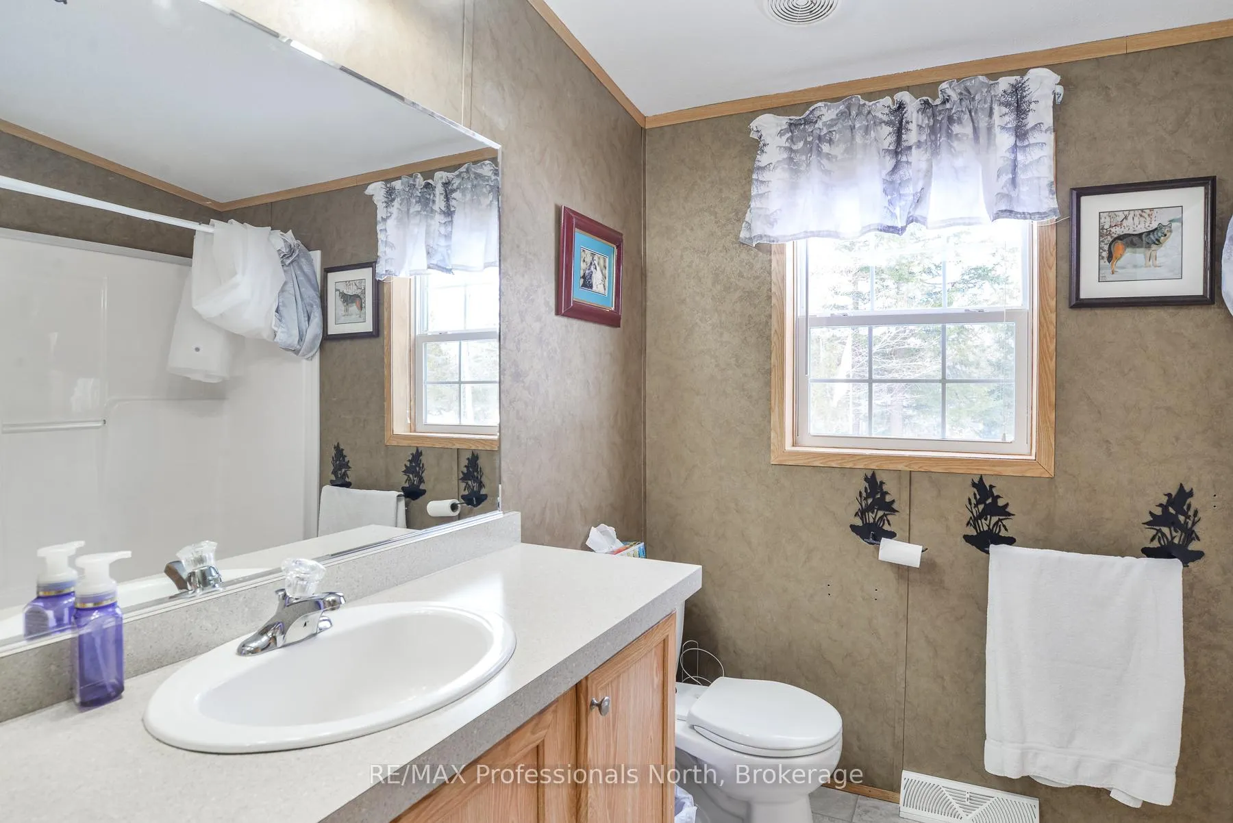 Photo 16 of 1874 Highway 118 E, Bracebridge, Draper — HOMEH