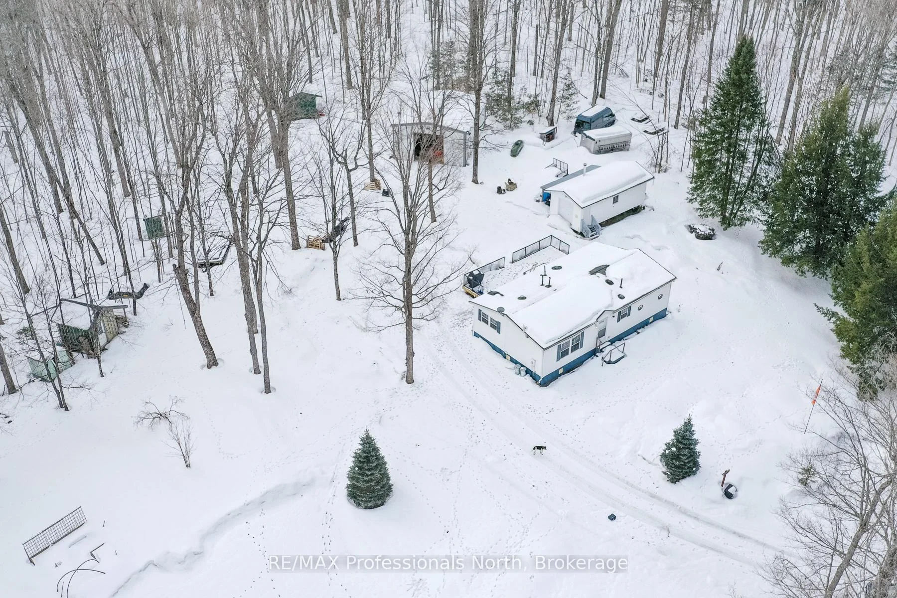Photo 30 of 1874 Highway 118 E, Bracebridge, Draper — HOMEH