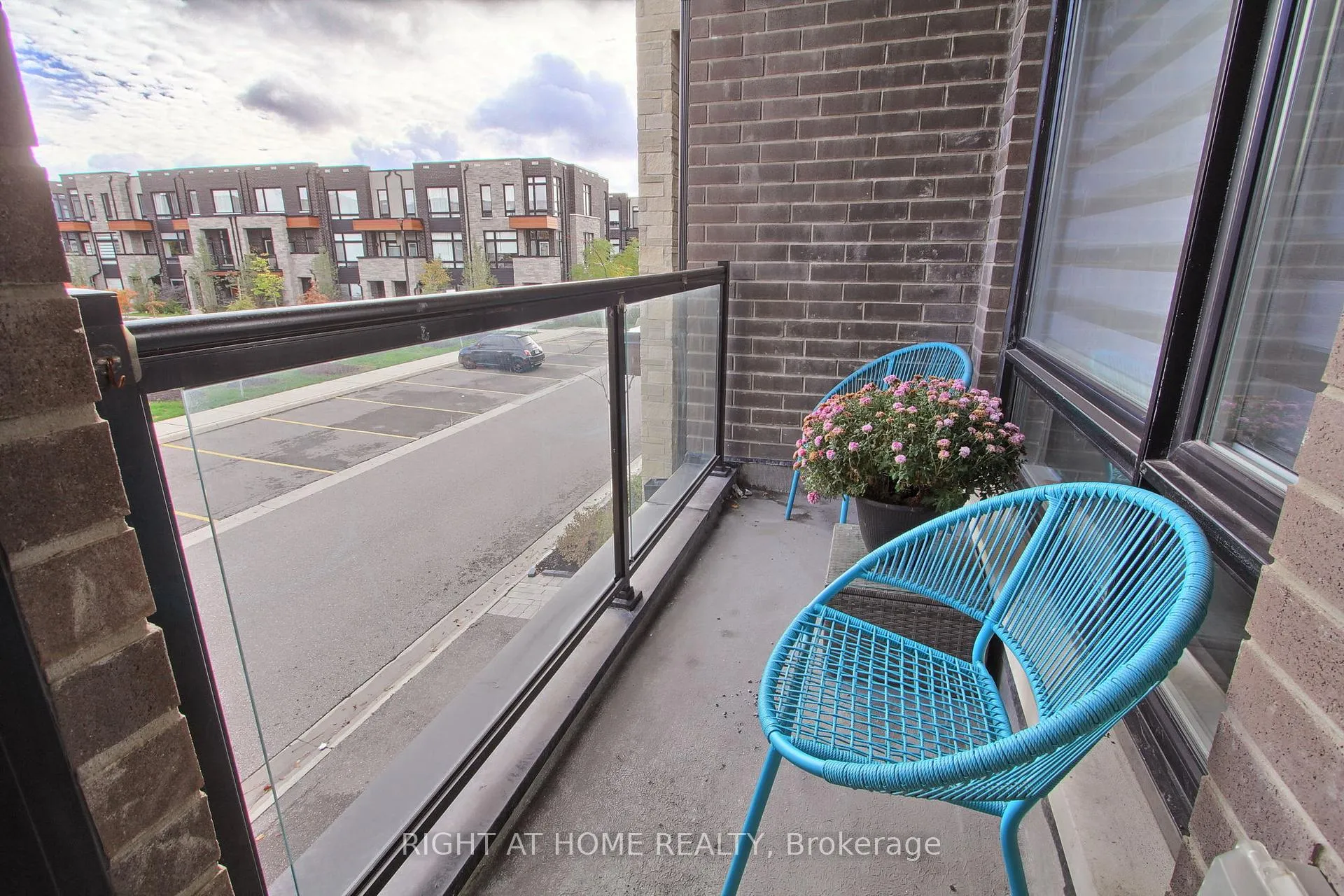 Photo 15 of 14 Pageant Avenue, Vaughan, Vellore Village — HOMEH