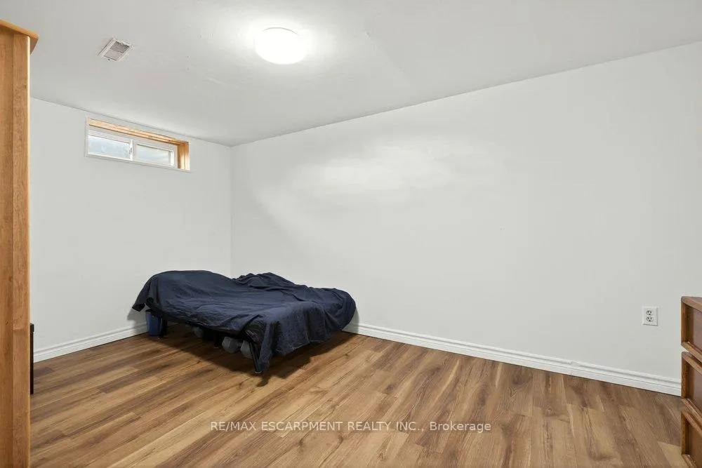 Photo 19 of Unit 4, 1350 Limeridge Road E, Hamilton, Trenholme — HOMEH