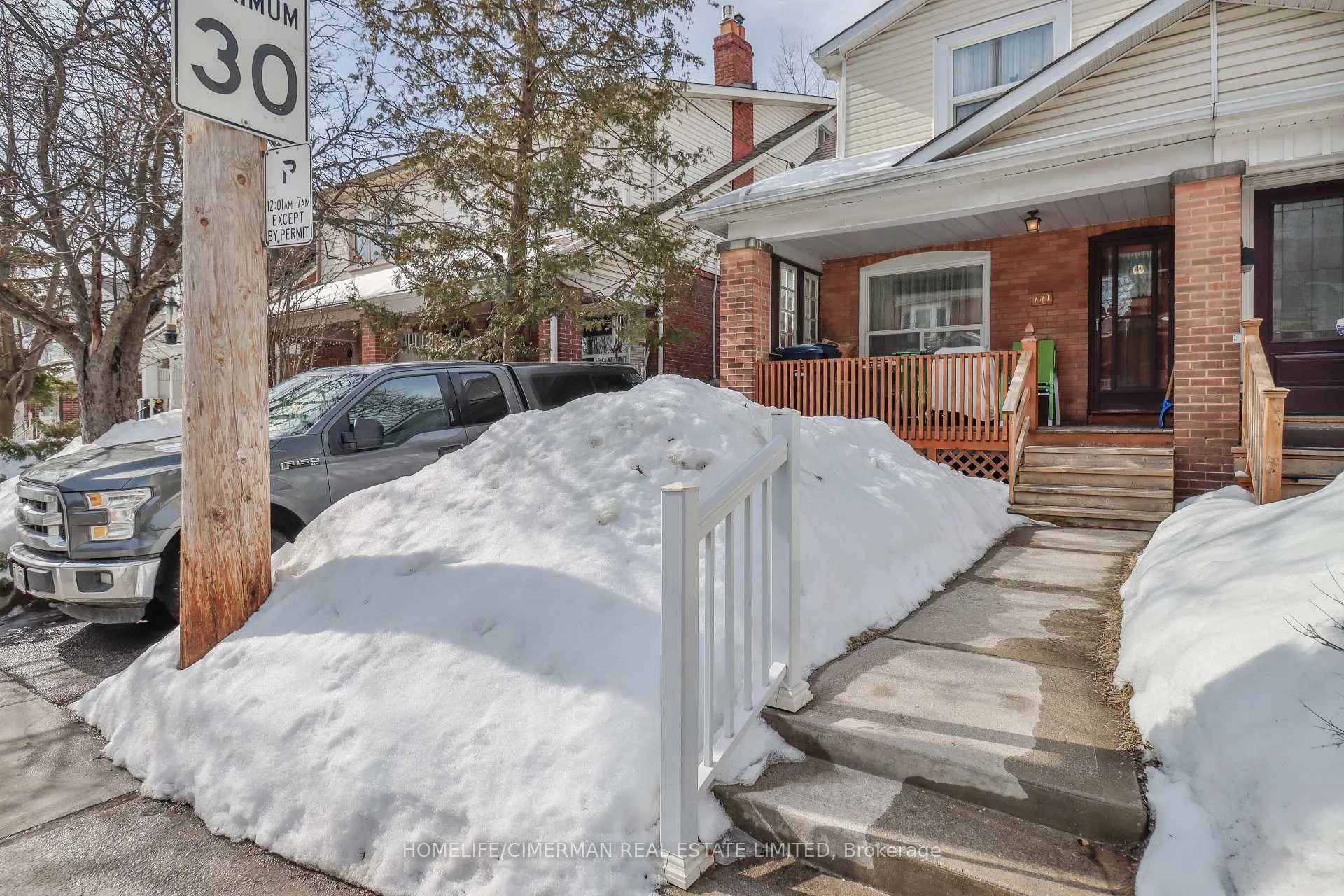 Photo 2 of 60 Beach View Crescent, Toronto, East End-Danforth — HOMEH