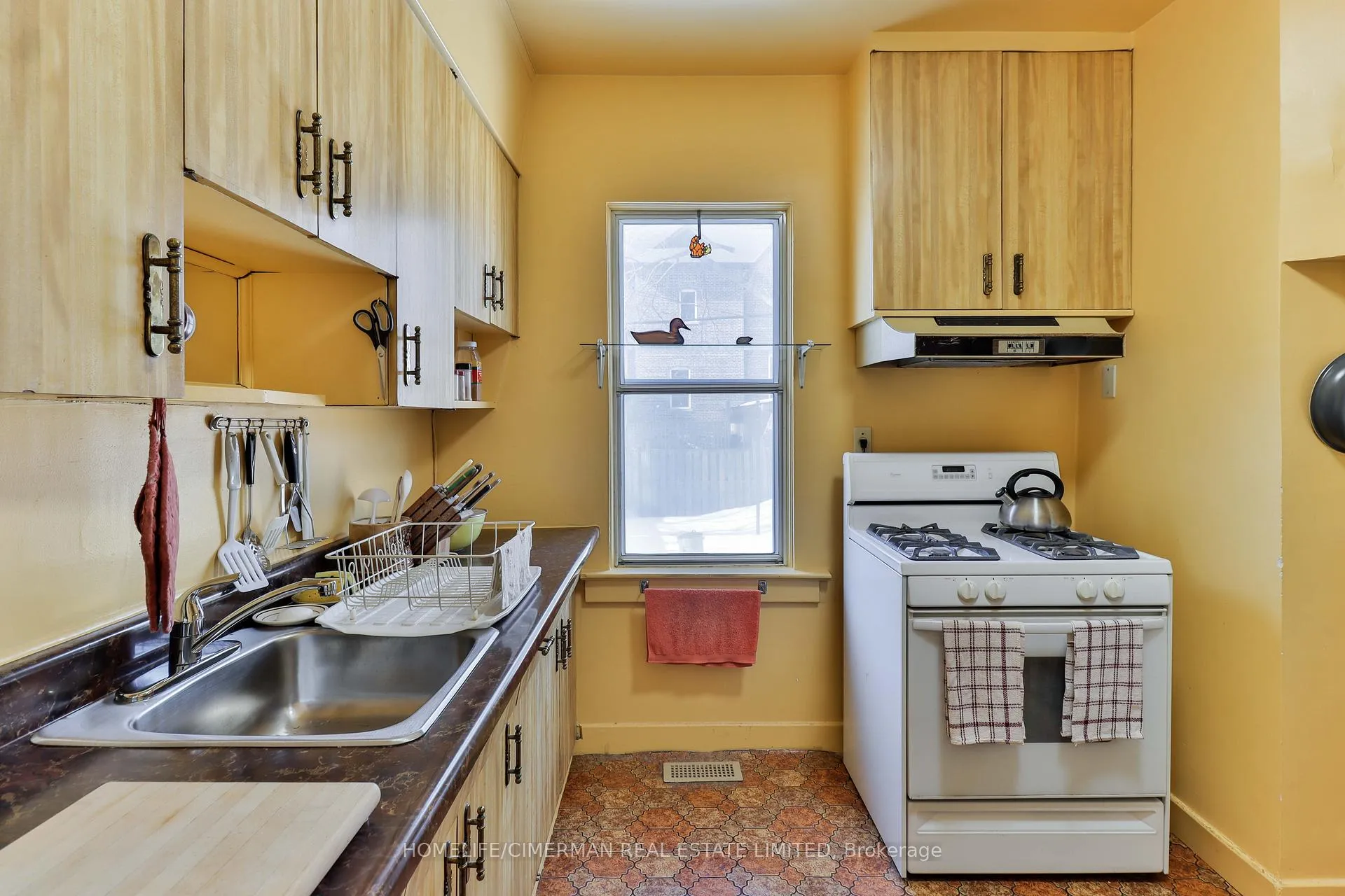 Photo 23 of 60 Beach View Crescent, Toronto, East End-Danforth — HOMEH