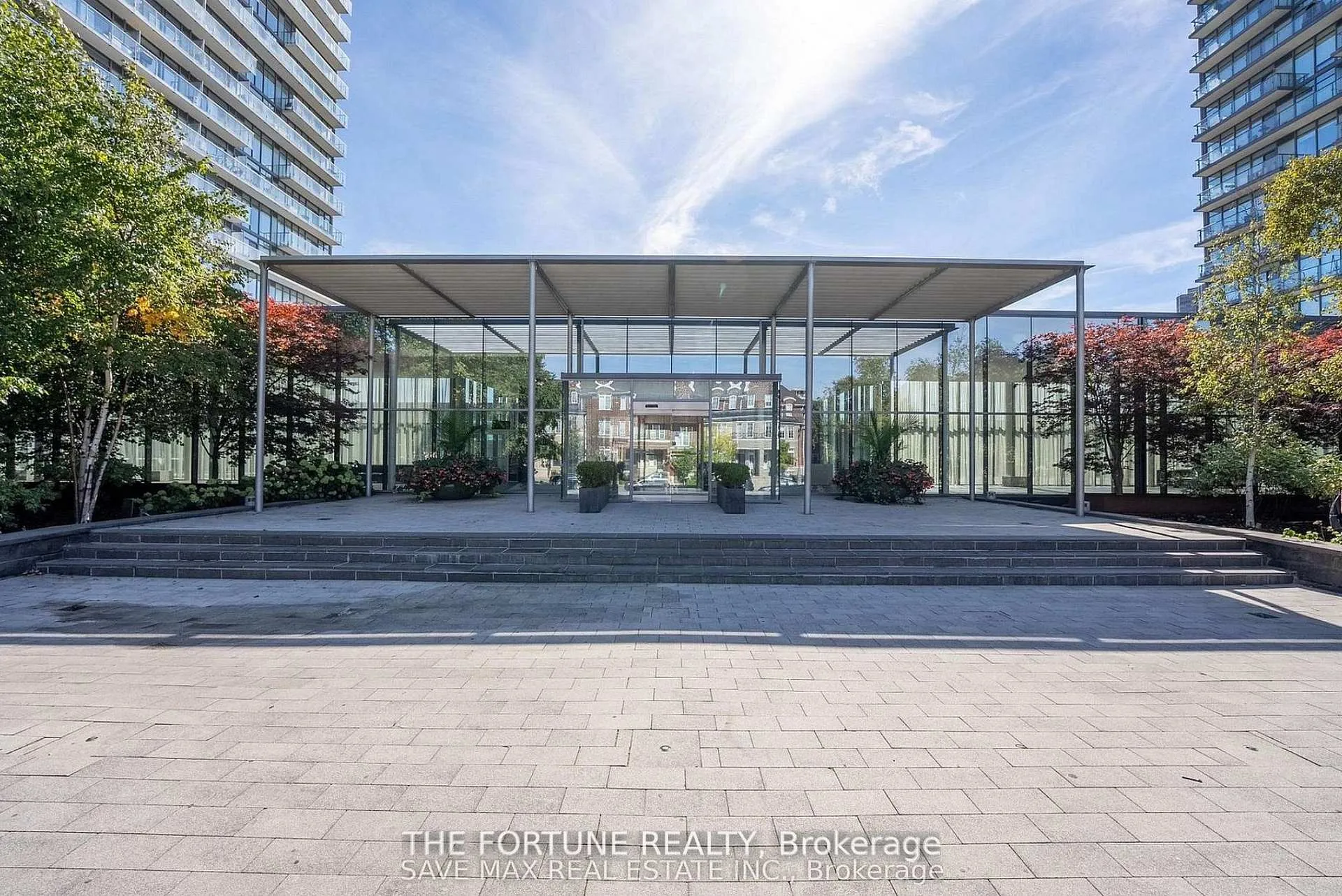 Photo 2 of Unit 1712, 103 The Queensway, Toronto, High Park-Swansea — HOMEH