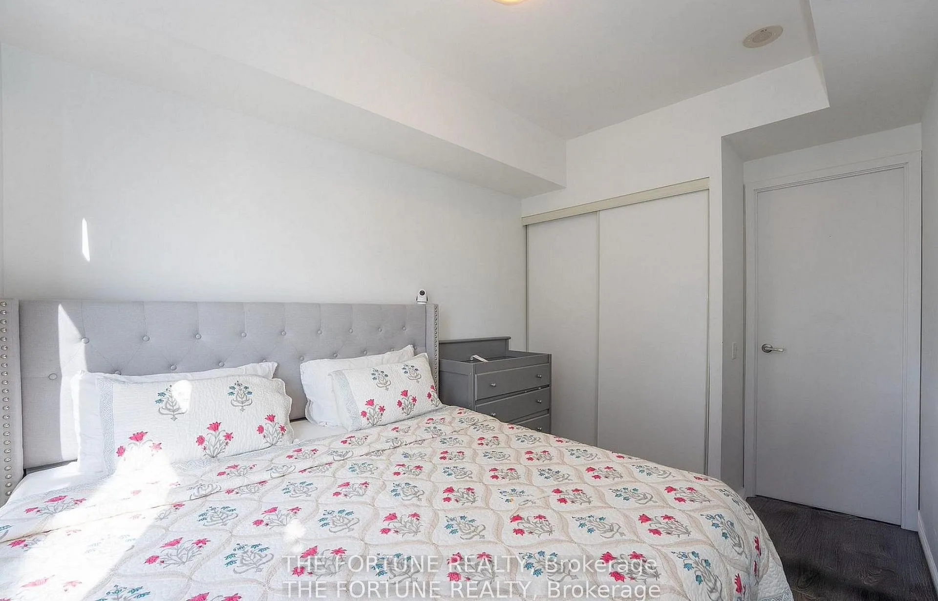 Photo 16 of Unit 1712, 103 The Queensway, Toronto, High Park-Swansea — HOMEH