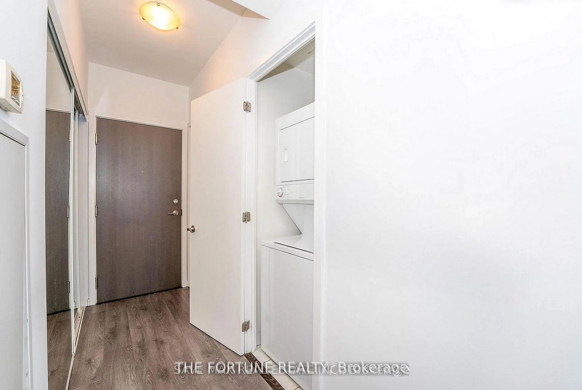 Photo 20 of Unit 1712, 103 The Queensway, Toronto, High Park-Swansea — HOMEH