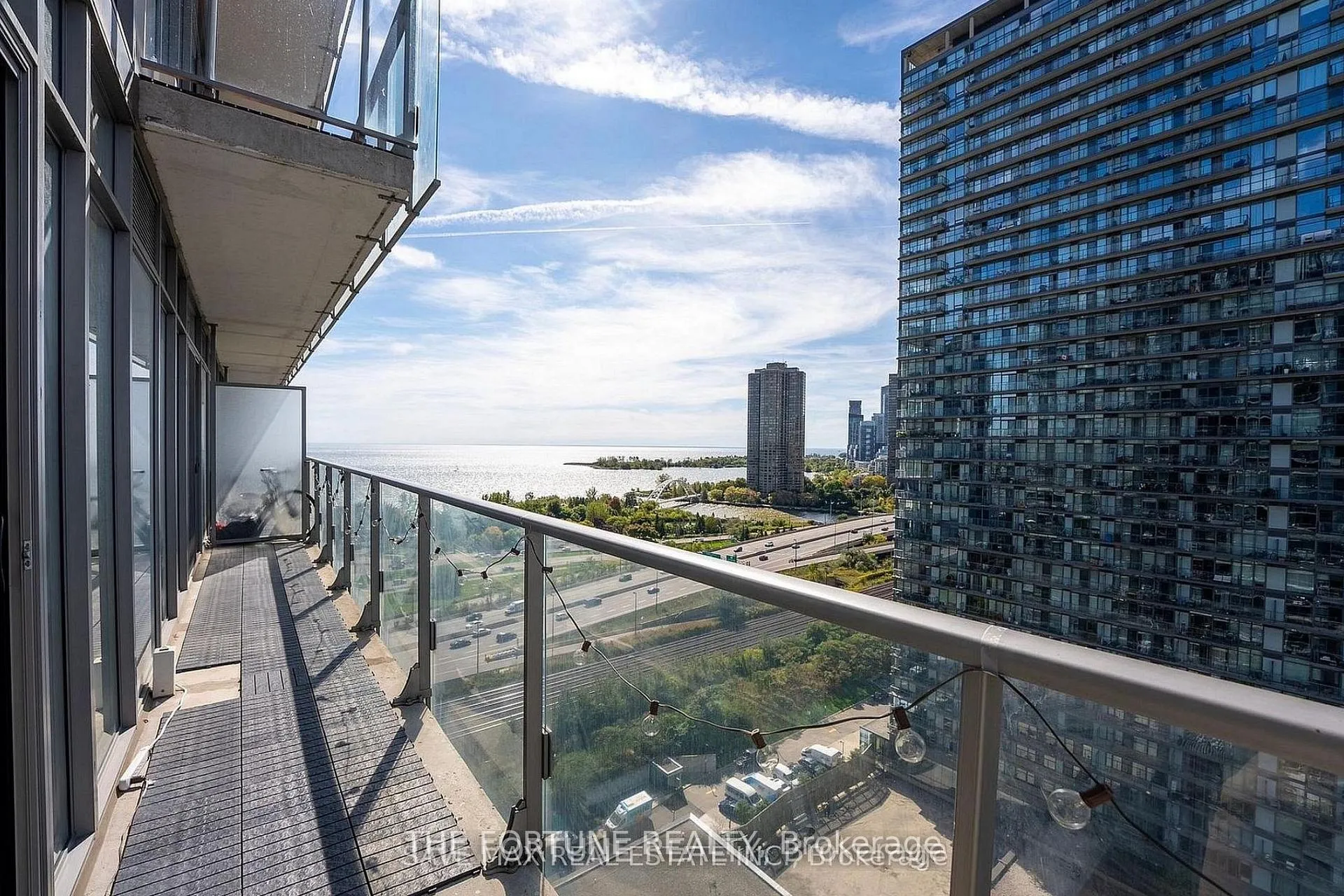 Photo 21 of Unit 1712, 103 The Queensway, Toronto, High Park-Swansea — HOMEH