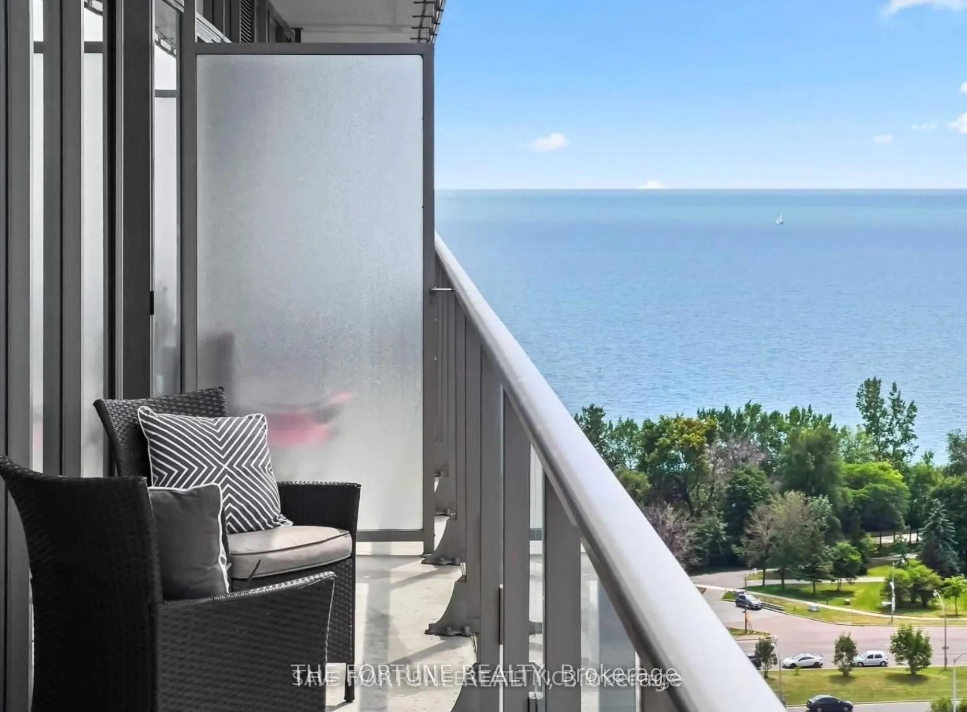 Photo 22 of Unit 1712, 103 The Queensway, Toronto, High Park-Swansea — HOMEH