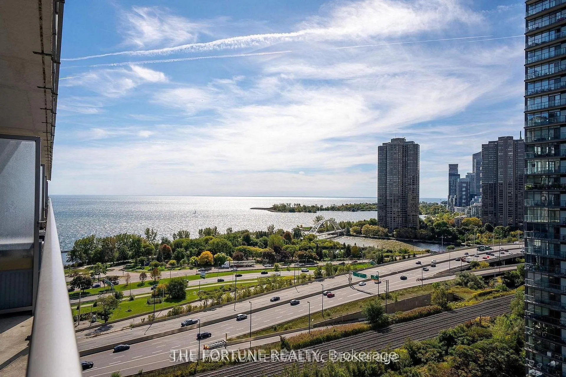 Photo 23 of Unit 1712, 103 The Queensway, Toronto, High Park-Swansea — HOMEH