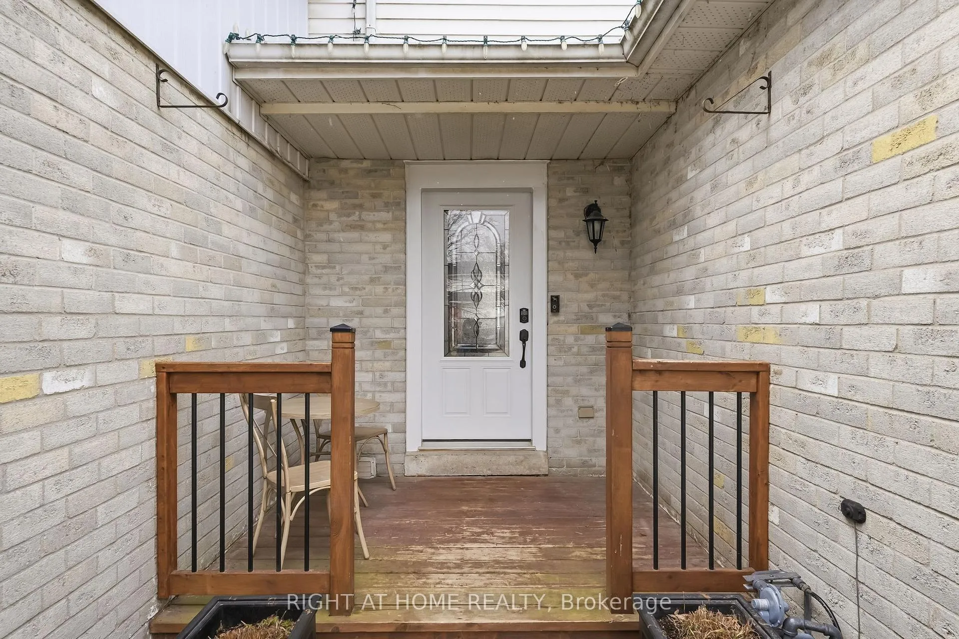 Photo 3 of 76 Bushford Street, Clarington, Courtice — HOMEH