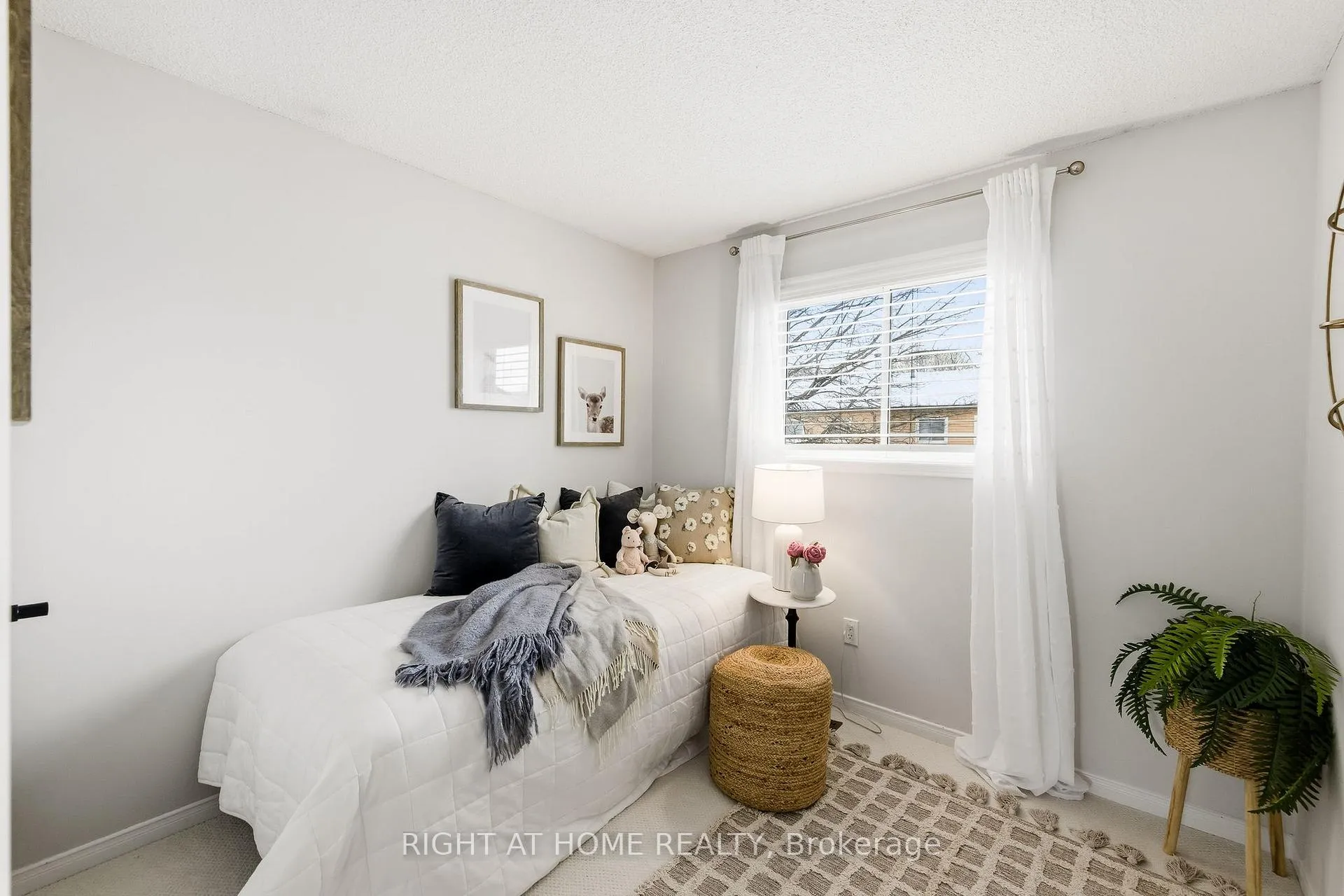 Photo 23 of 76 Bushford Street, Clarington, Courtice — HOMEH