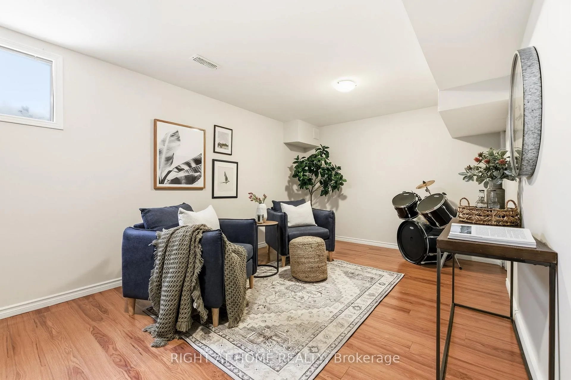 Photo 27 of 76 Bushford Street, Clarington, Courtice — HOMEH