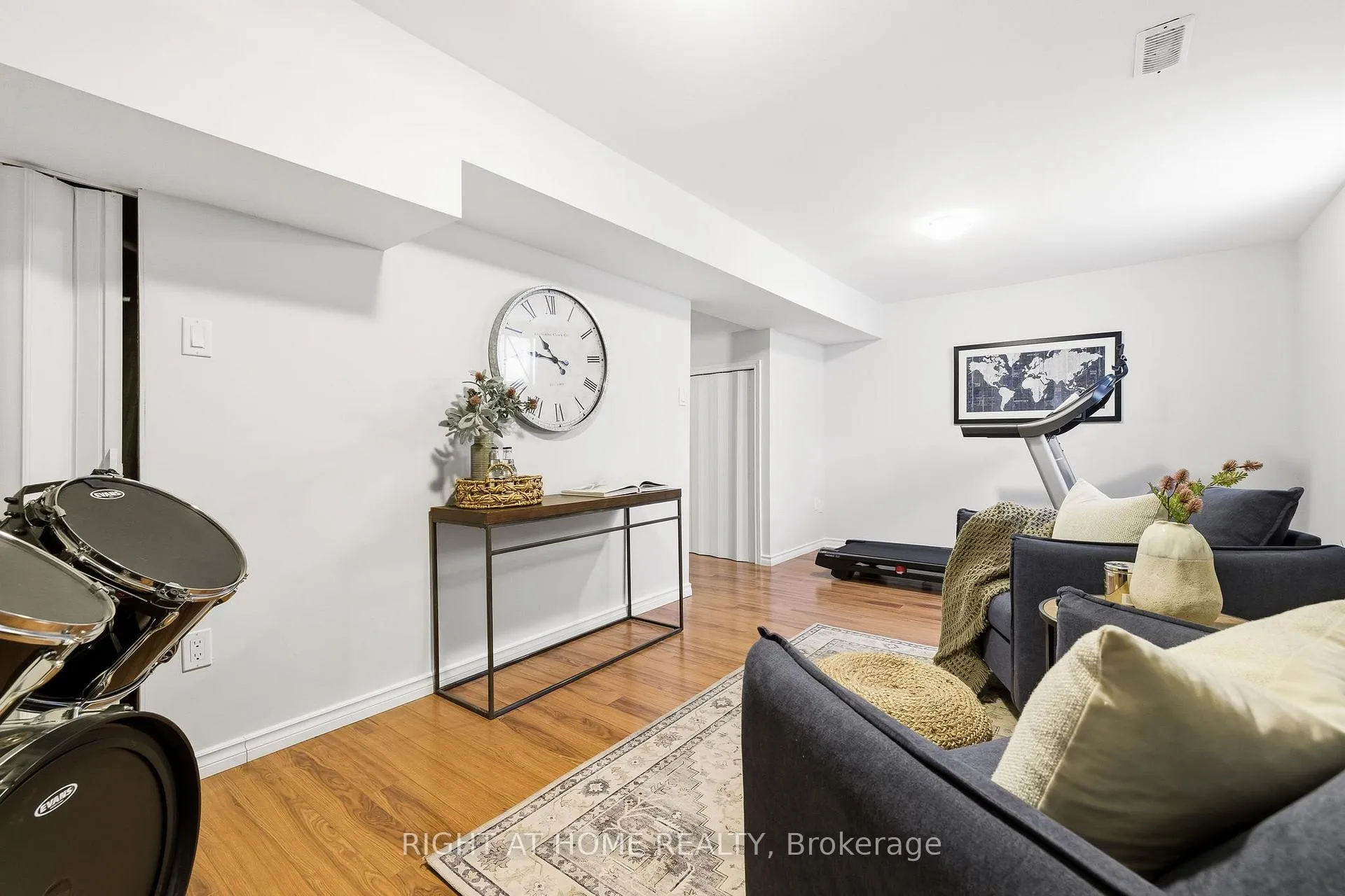 Photo 29 of 76 Bushford Street, Clarington, Courtice — HOMEH