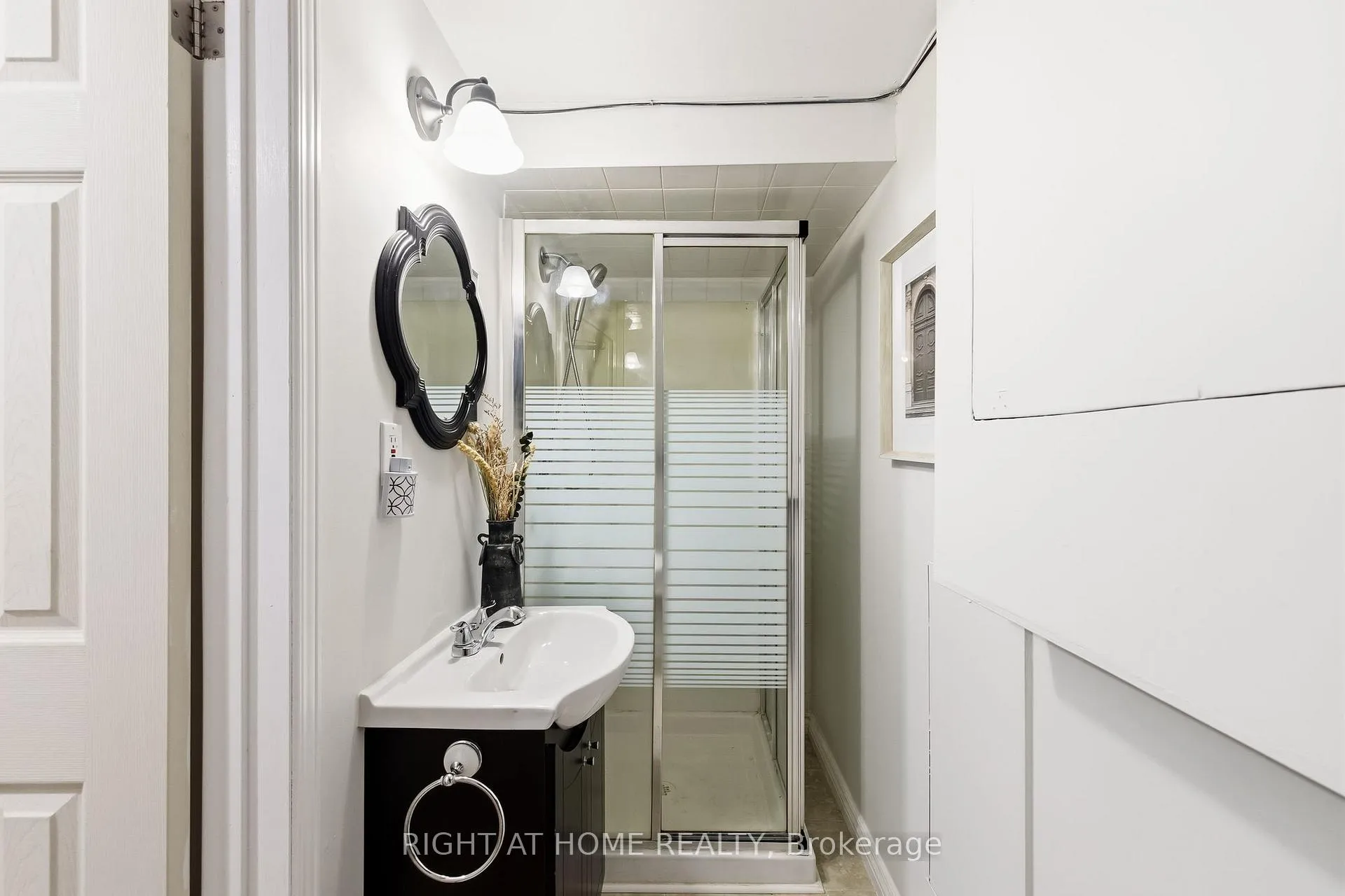 Photo 31 of 76 Bushford Street, Clarington, Courtice — HOMEH