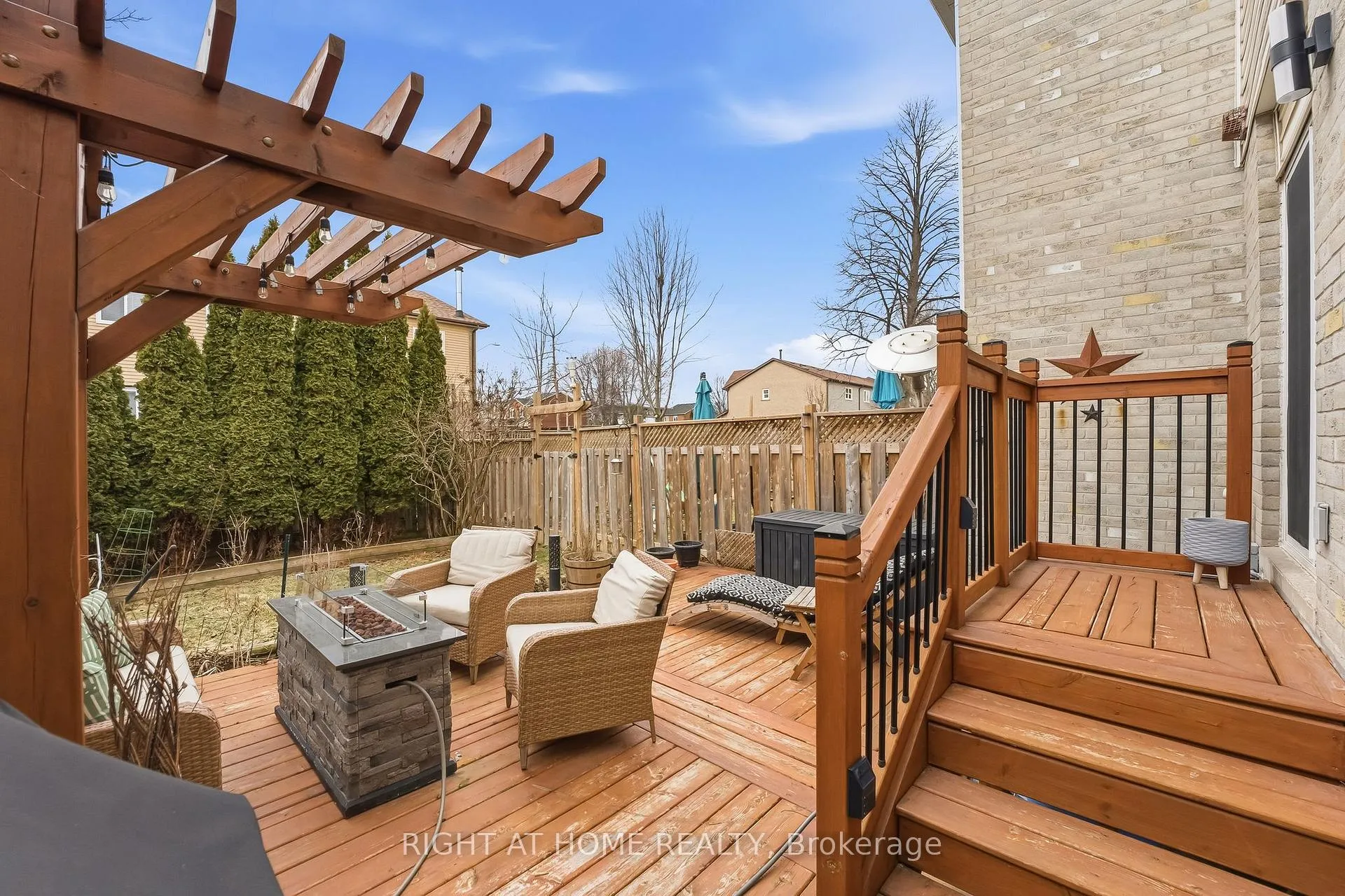 Photo 37 of 76 Bushford Street, Clarington, Courtice — HOMEH