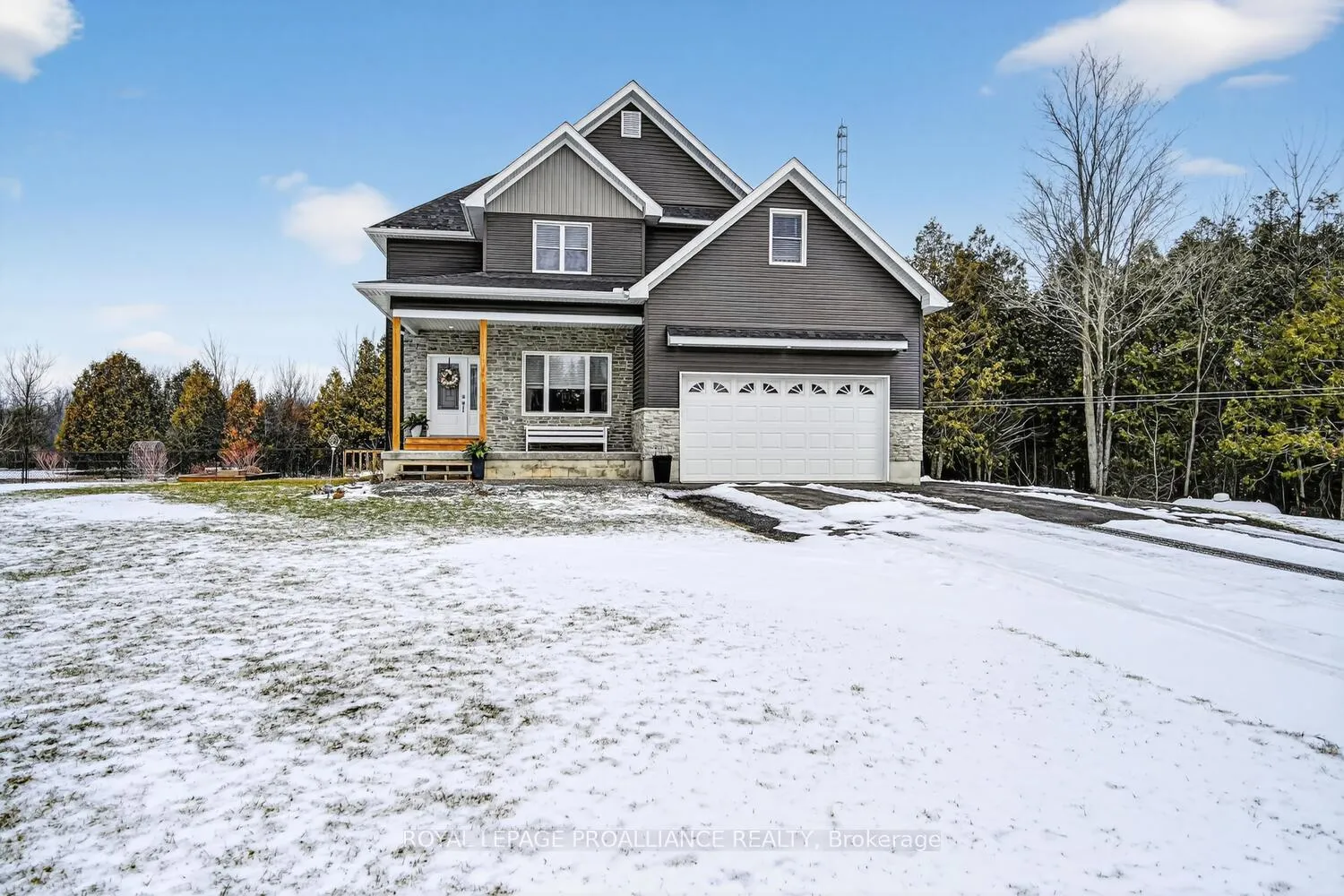 Front of 7468 County Rd 21
