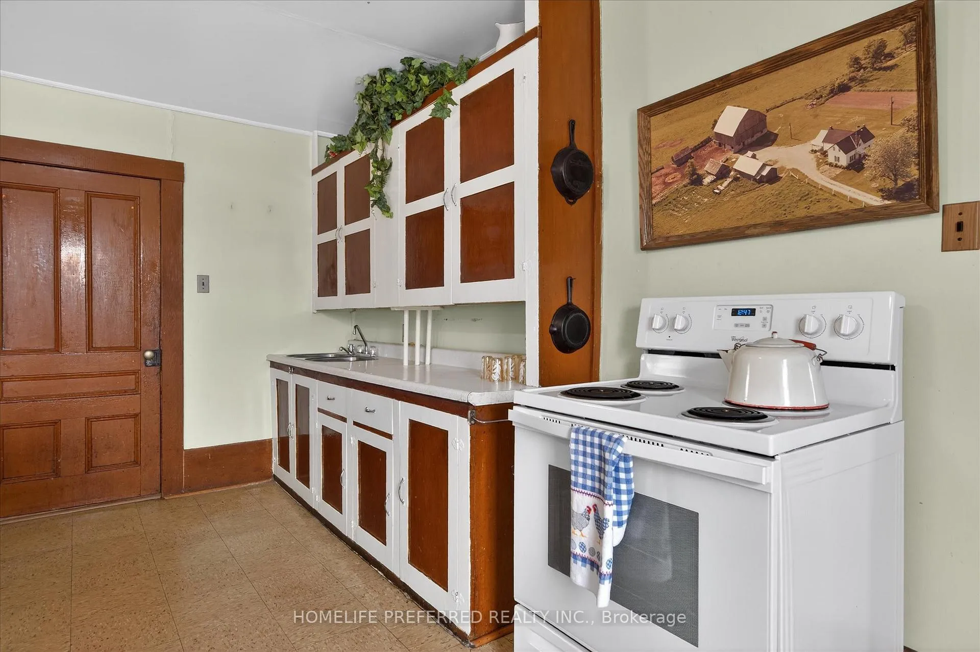 Photo 8 of 2758 28 Highway, Douro-Dummer — HOMEH