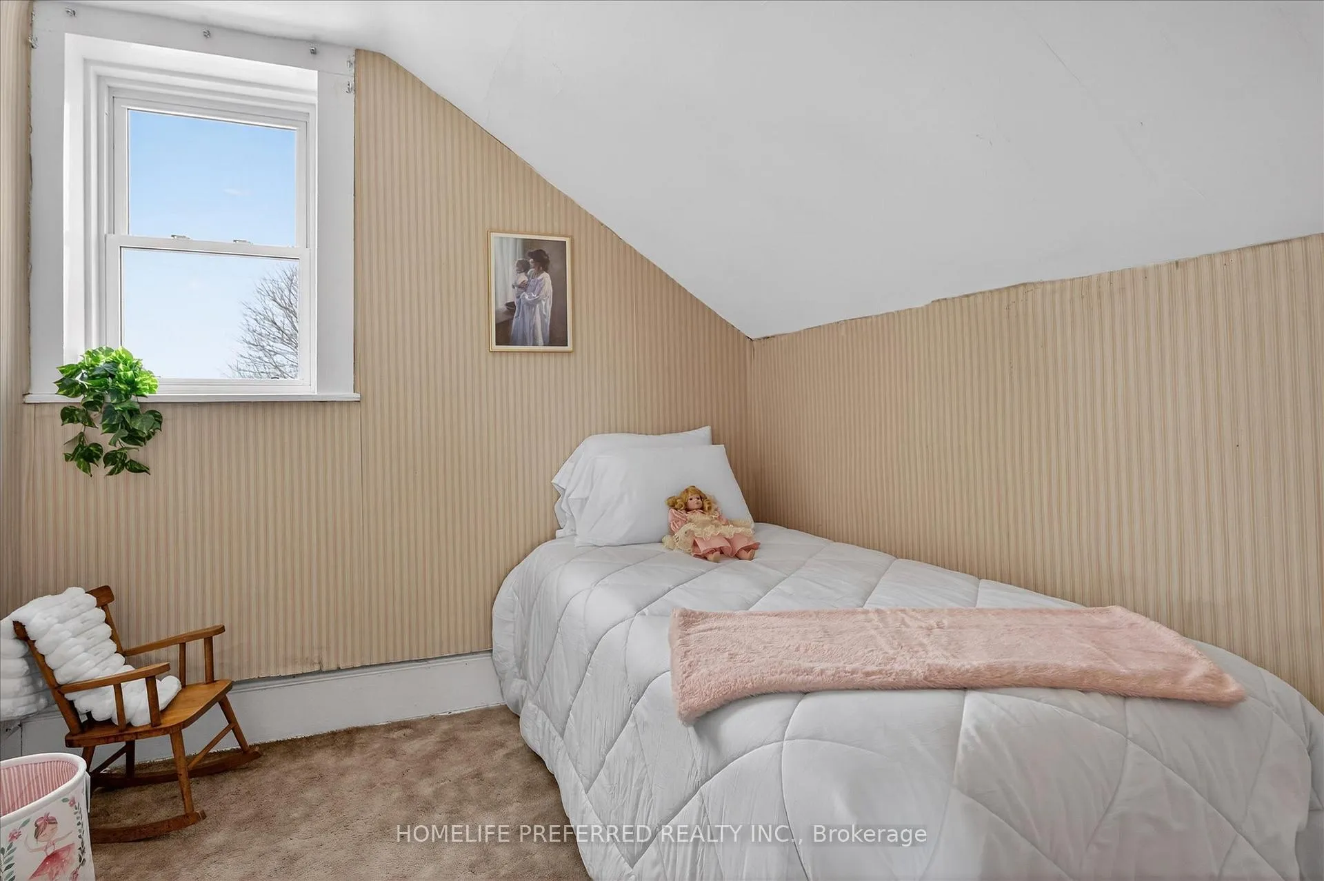 Photo 25 of 2758 28 Highway, Douro-Dummer — HOMEH