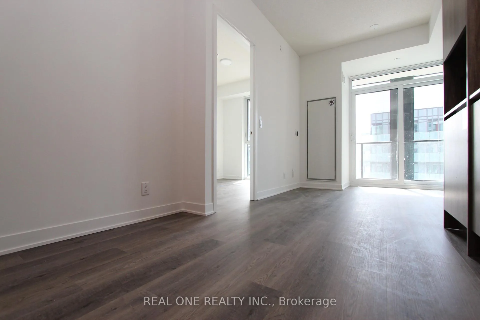 Photo 6 of Unit 3307, 180 Front Street E, Toronto, Moss Park — HOMEH