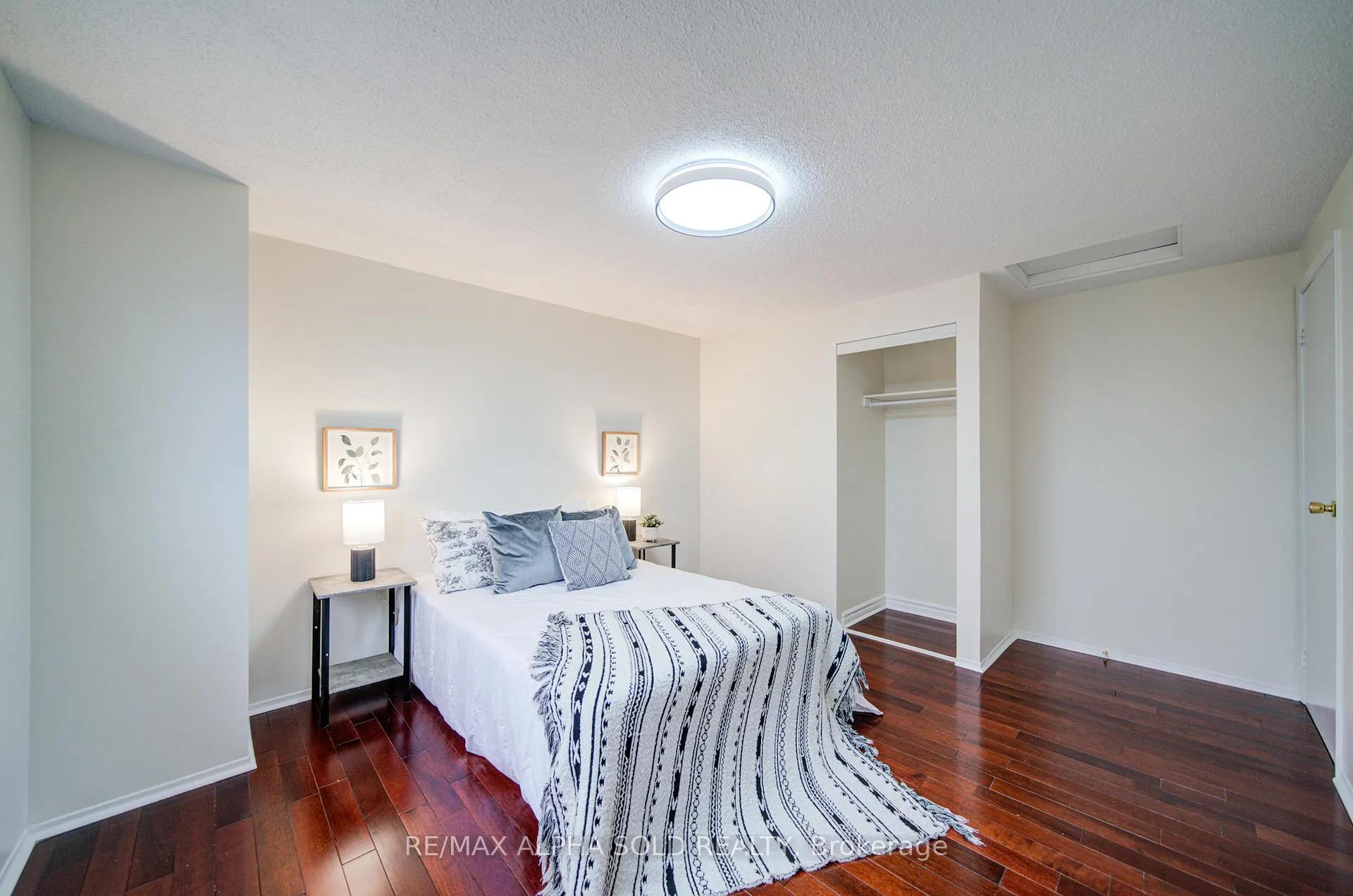 Photo 27 of 23 Tangmere Crescent, Markham, Milliken Mills East — HOMEH