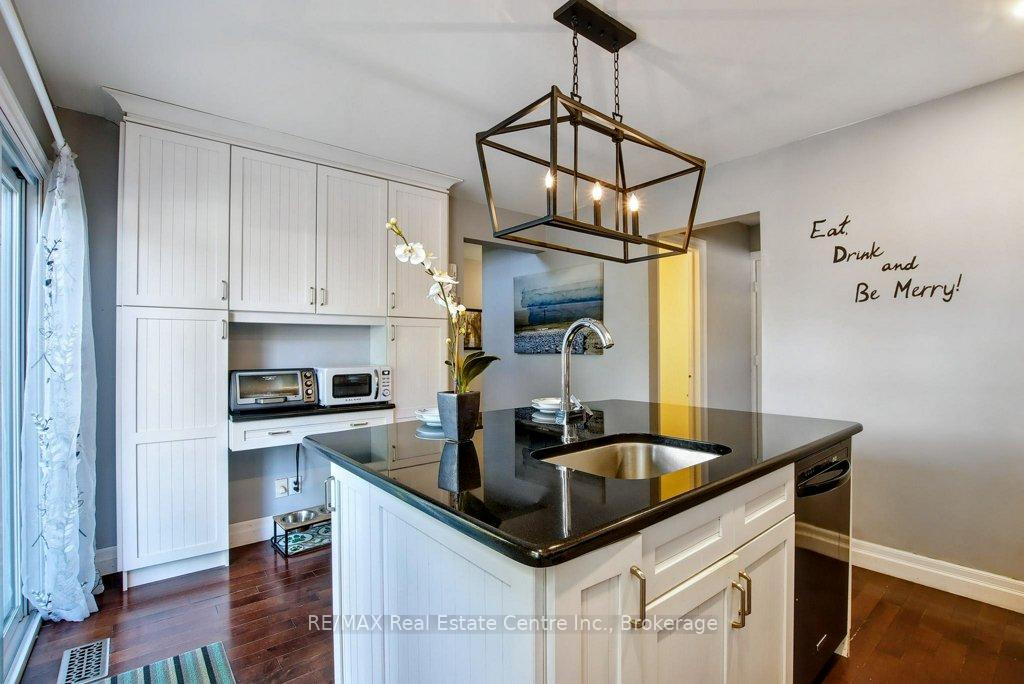 Photo 13 of 236 Rittenhouse Road, Kitchener — HOMEH