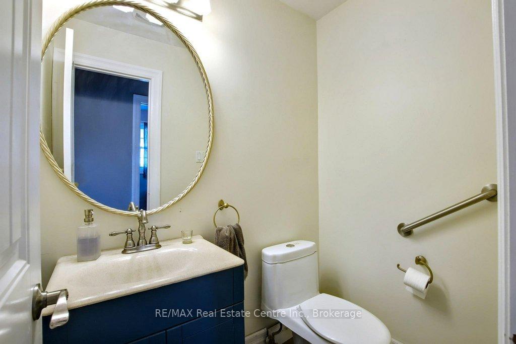 Photo 15 of 236 Rittenhouse Road, Kitchener — HOMEH