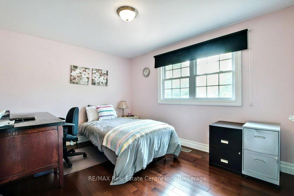 Photo 21 of 236 Rittenhouse Road, Kitchener — HOMEH
