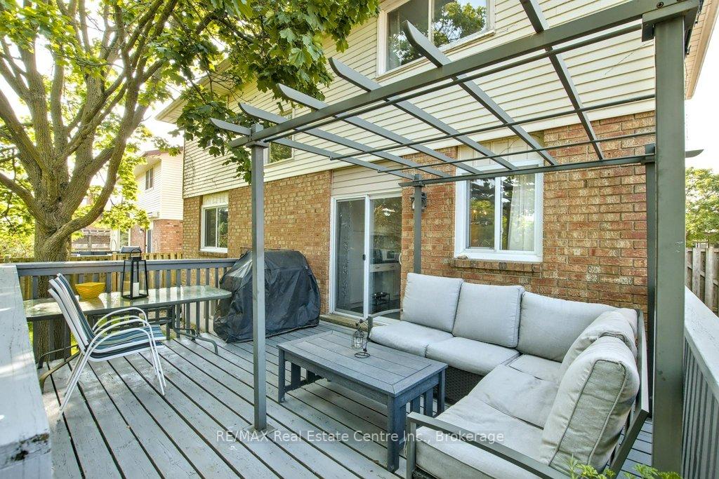 Photo 30 of 236 Rittenhouse Road, Kitchener — HOMEH
