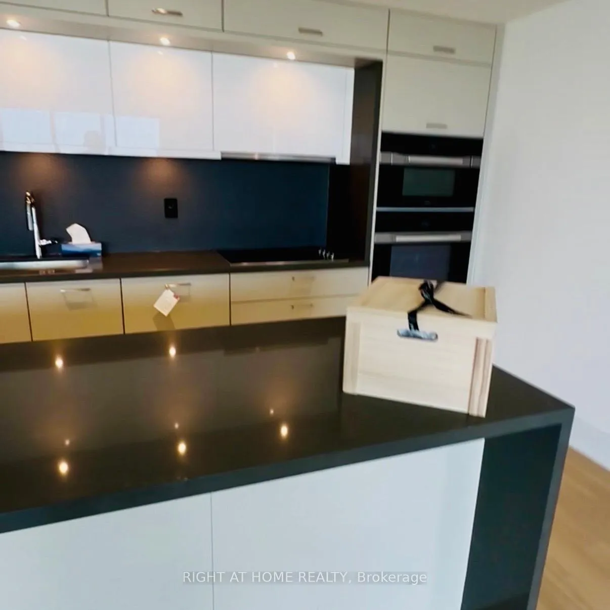 Photo 21 of Unit 606, 155 Merchants' Wharf, Toronto, Waterfront Communities — HOMEH