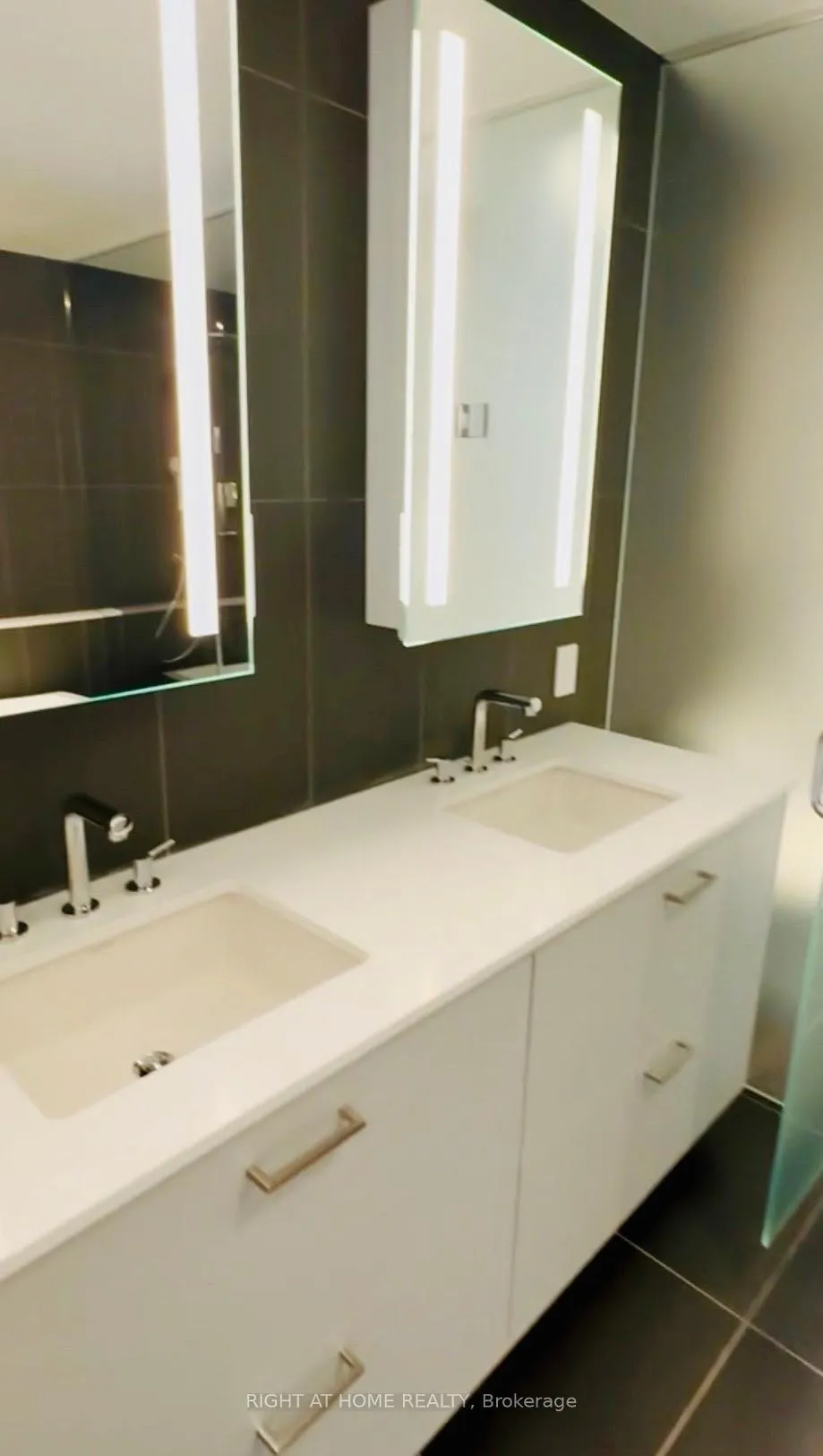 Photo 25 of Unit 606, 155 Merchants' Wharf, Toronto, Waterfront Communities — HOMEH