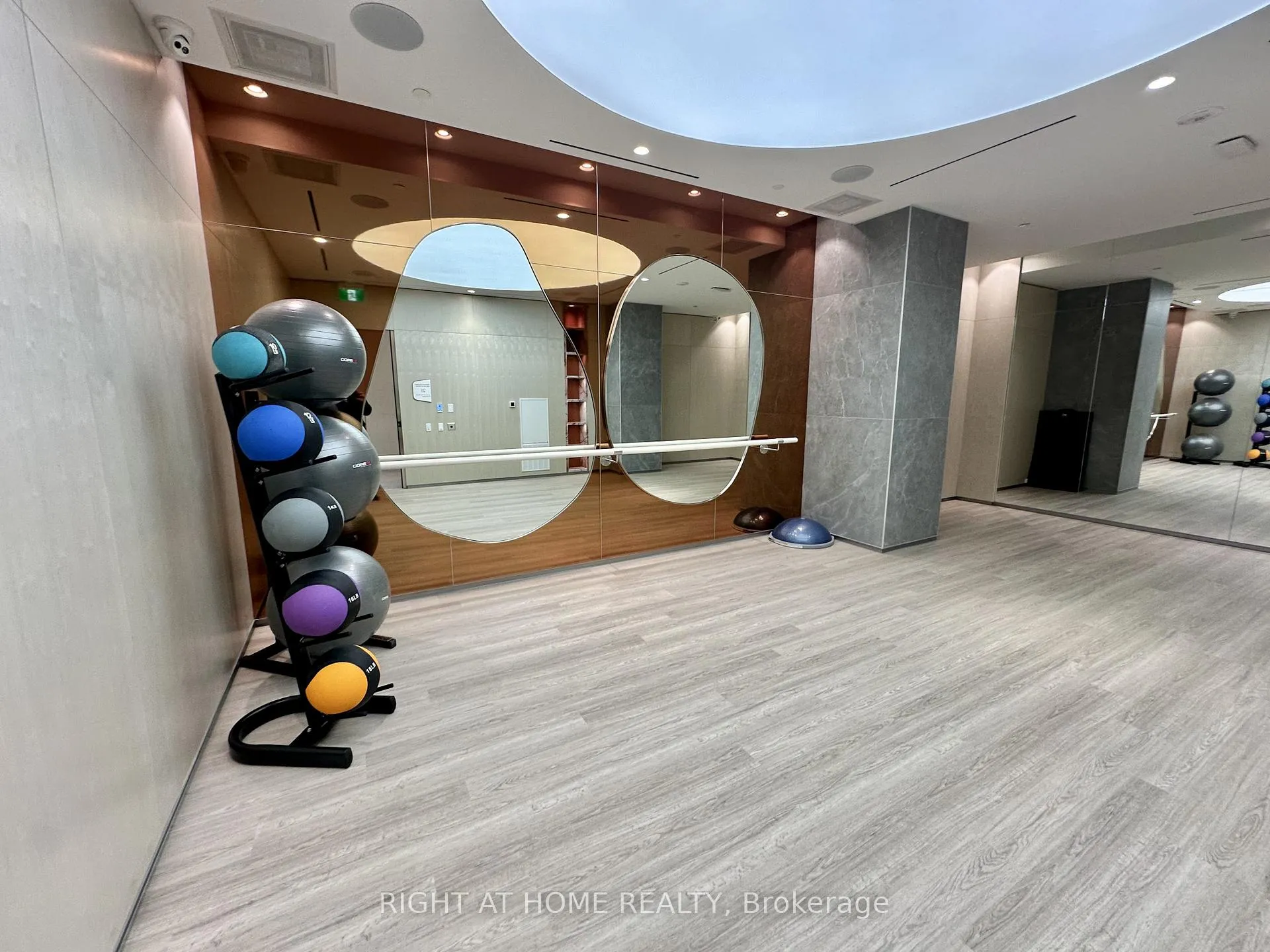 Photo 13 of Unit 606, 155 Merchants' Wharf, Toronto, Waterfront Communities — HOMEH