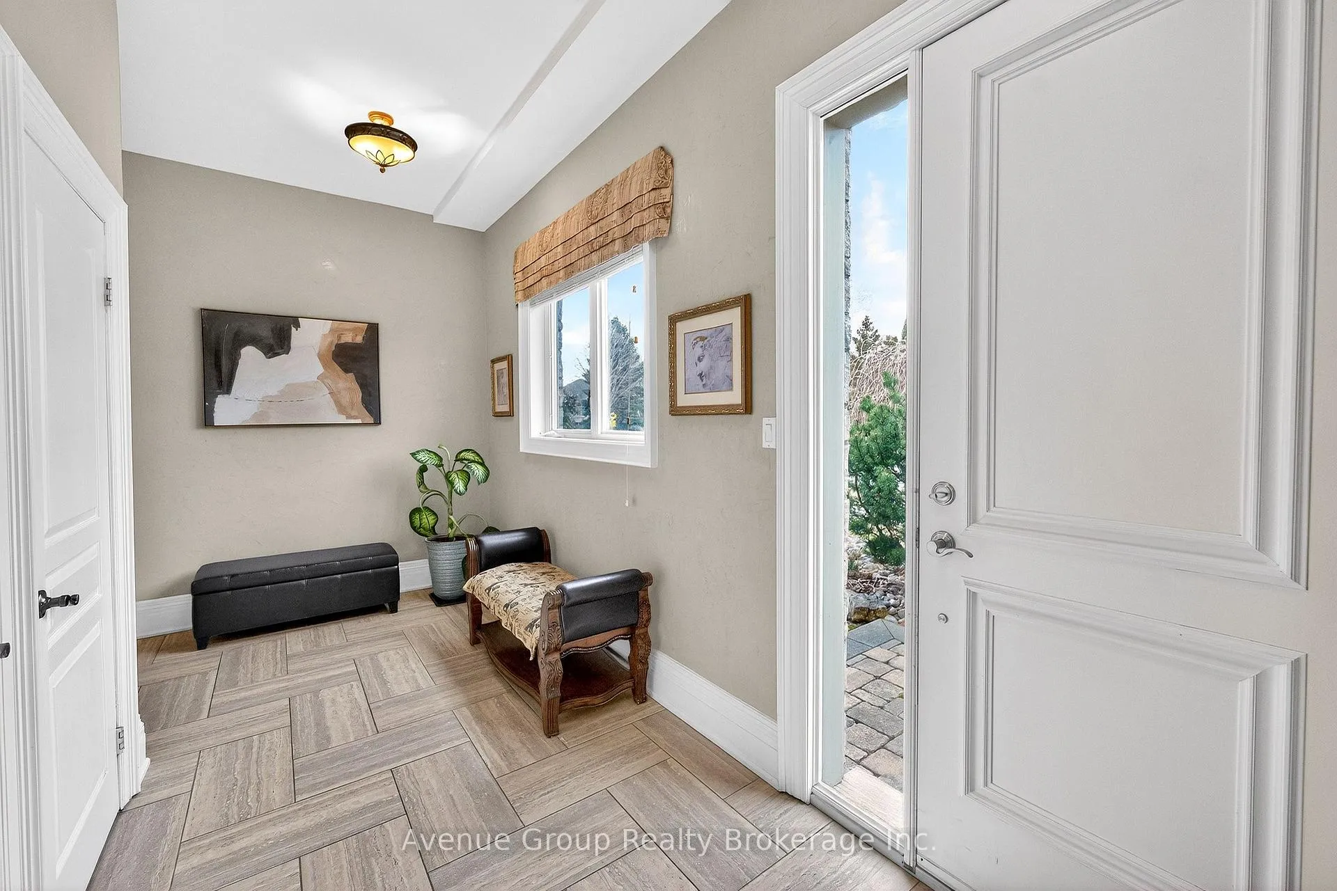 Photo 5 of 7 Longview Crescent, Vaughan, Islington Woods — HOMEH