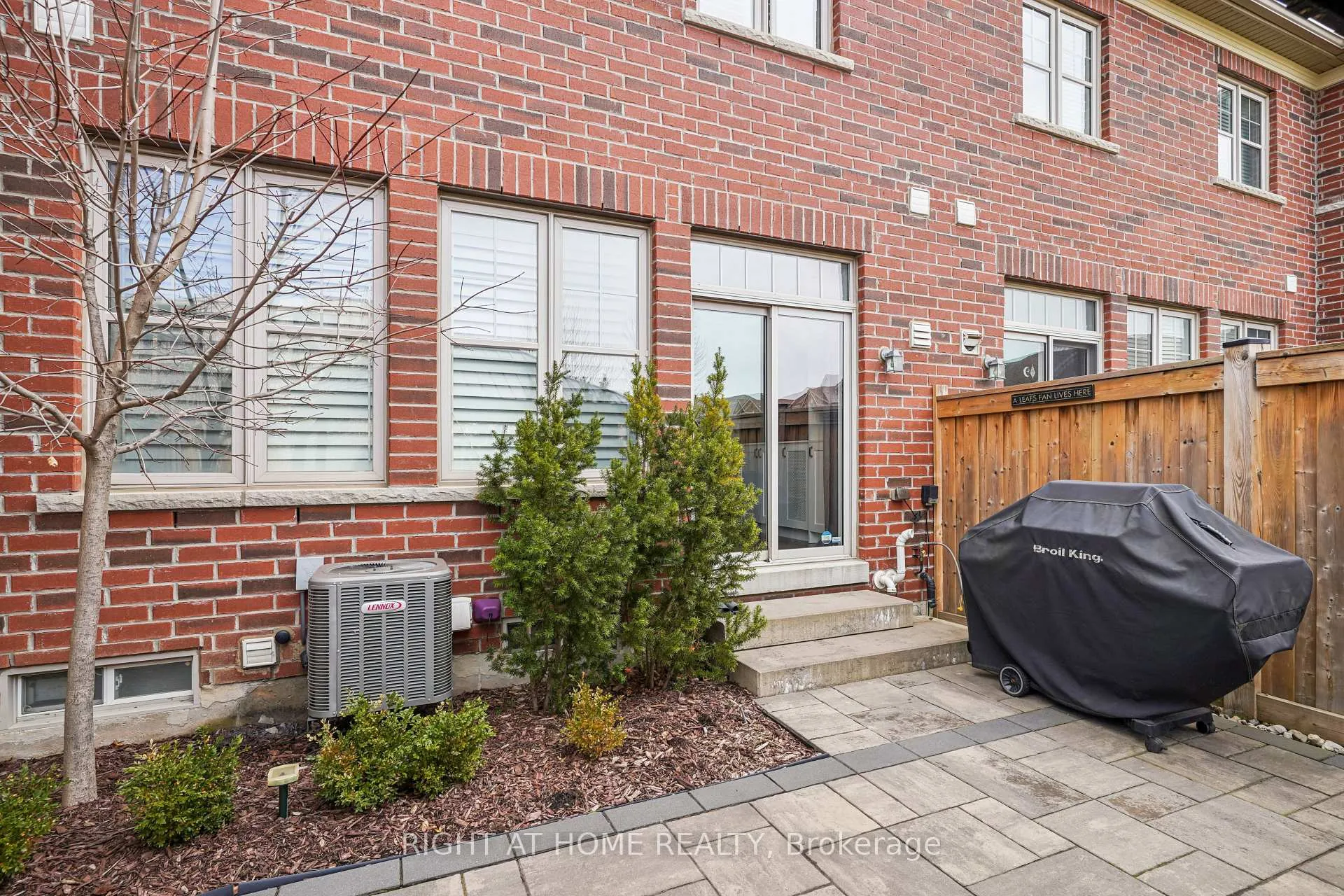 Photo 36 of 65 Hanson Crescent, Milton, Scott — HOMEH