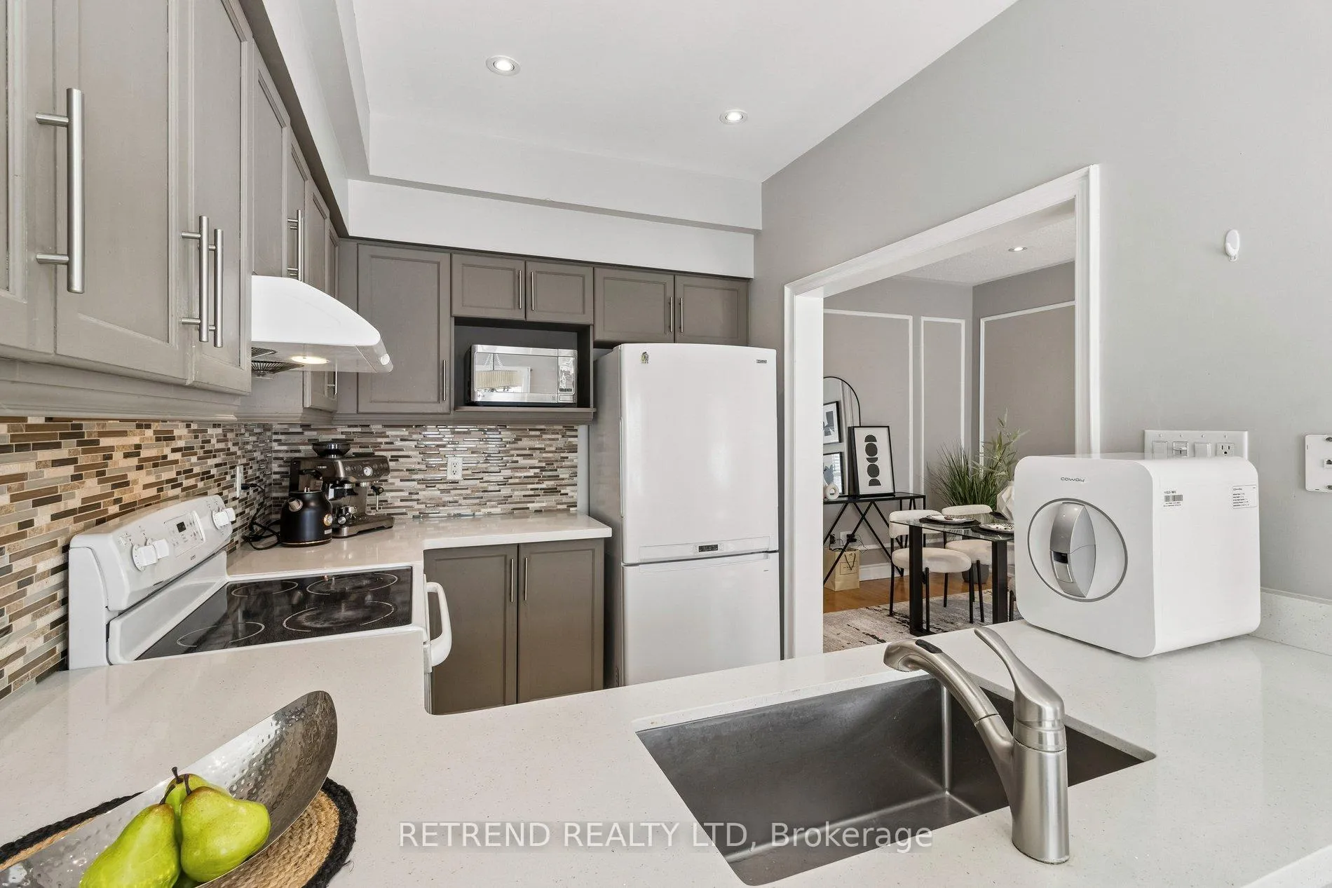 Photo 19 of Unit 31, 180 Blue Willow Drive, Vaughan, East Woodbridge — HOMEH