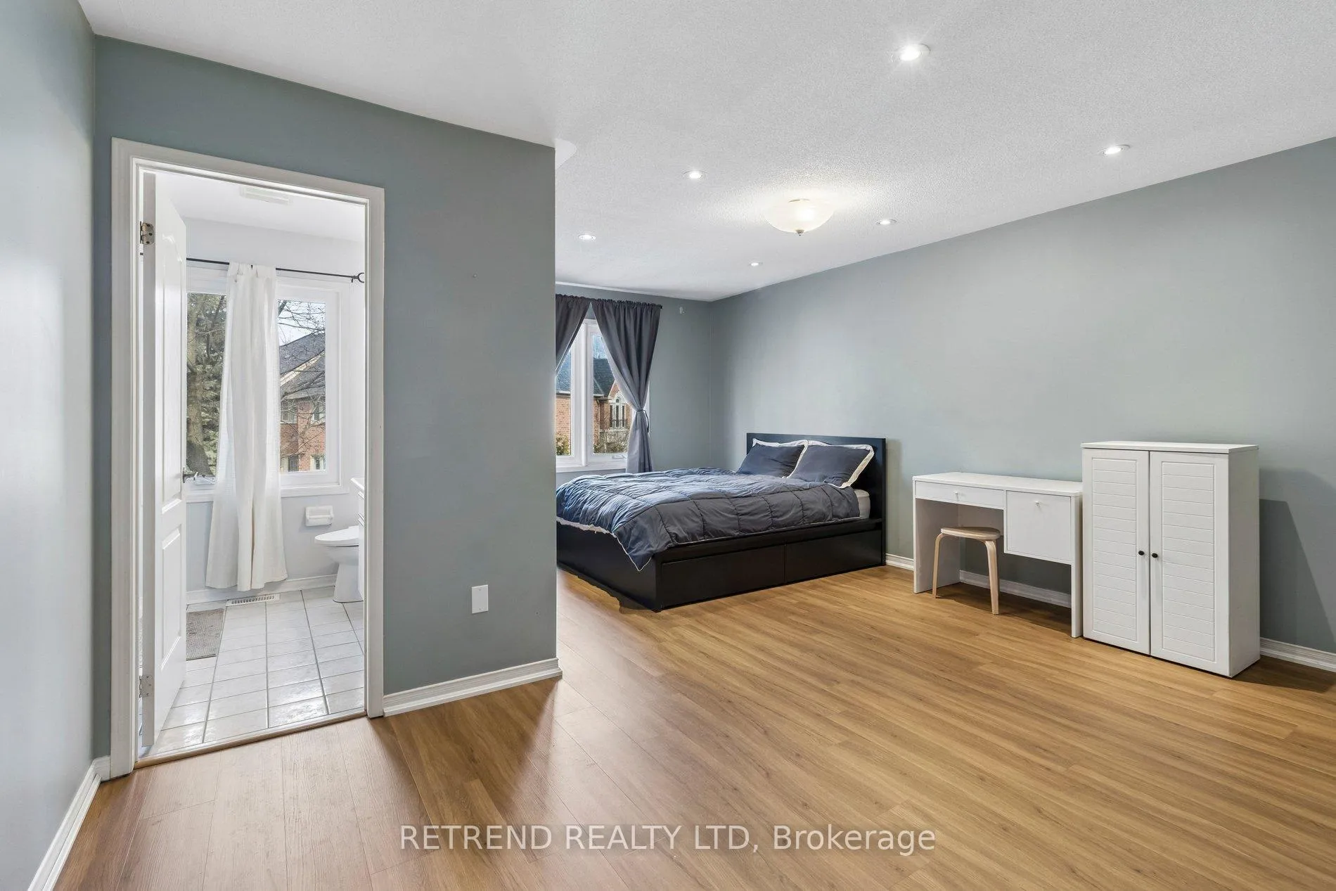 Photo 24 of Unit 31, 180 Blue Willow Drive, Vaughan, East Woodbridge — HOMEH