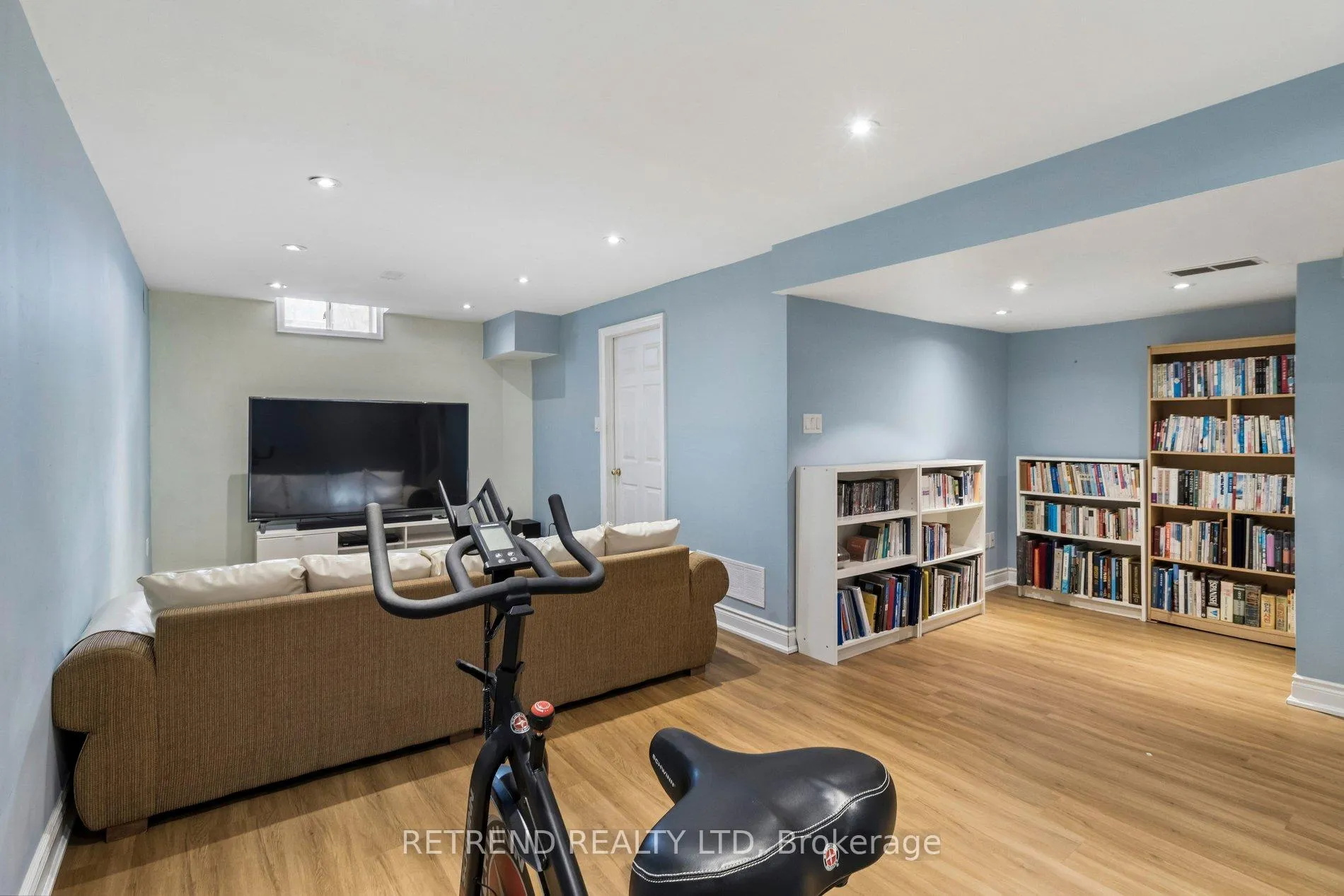 Photo 41 of Unit 31, 180 Blue Willow Drive, Vaughan, East Woodbridge — HOMEH