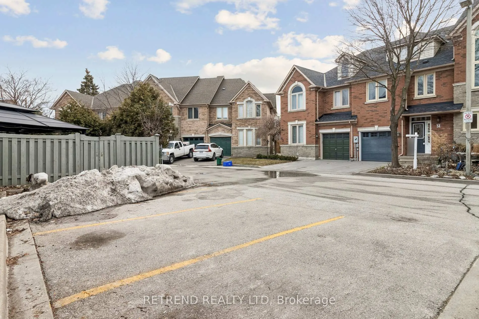 Photo 47 of Unit 31, 180 Blue Willow Drive, Vaughan, East Woodbridge — HOMEH
