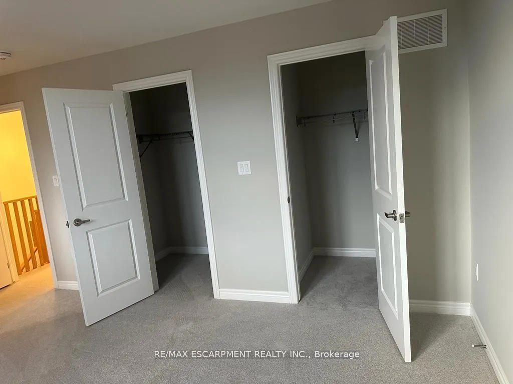 Photo 10 of 105 Pinot Crescent, Hamilton, Winona — HOMEH