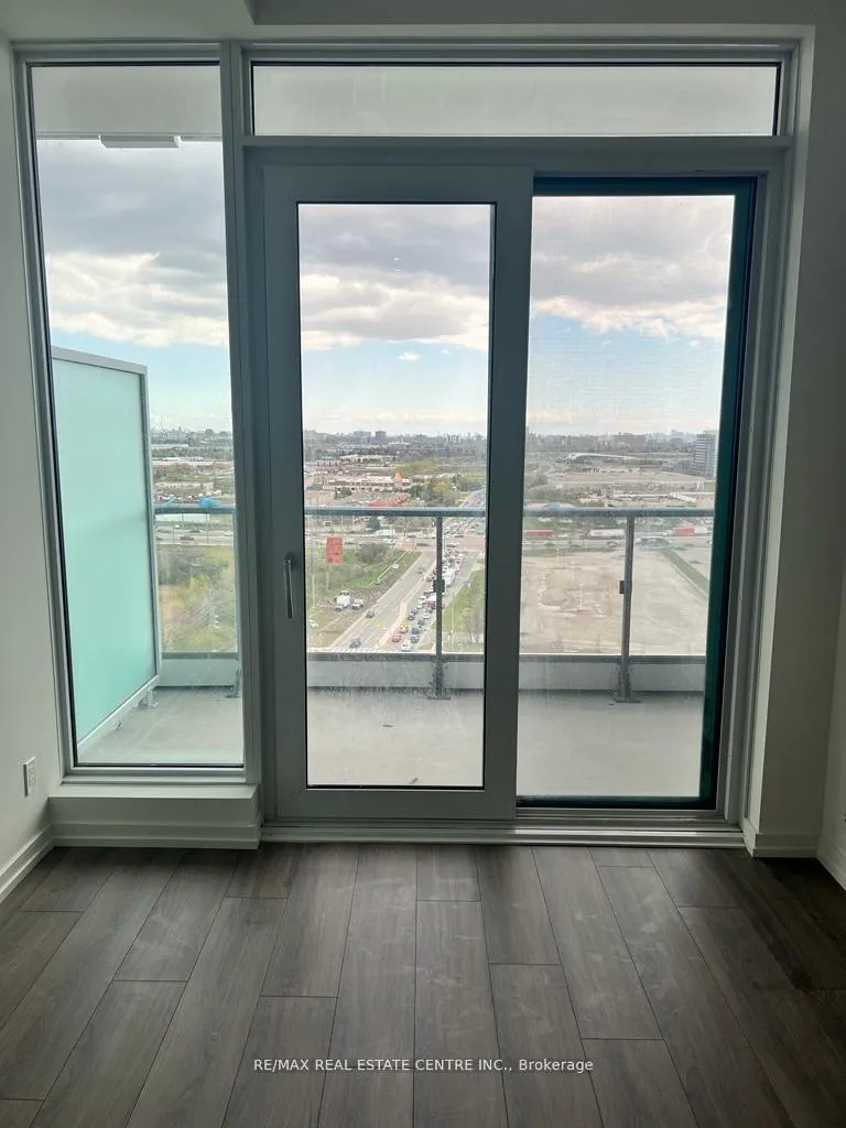 Photo 4 of Unit 1701, 7890 Jane Street, Vaughan, Concord — HOMEH