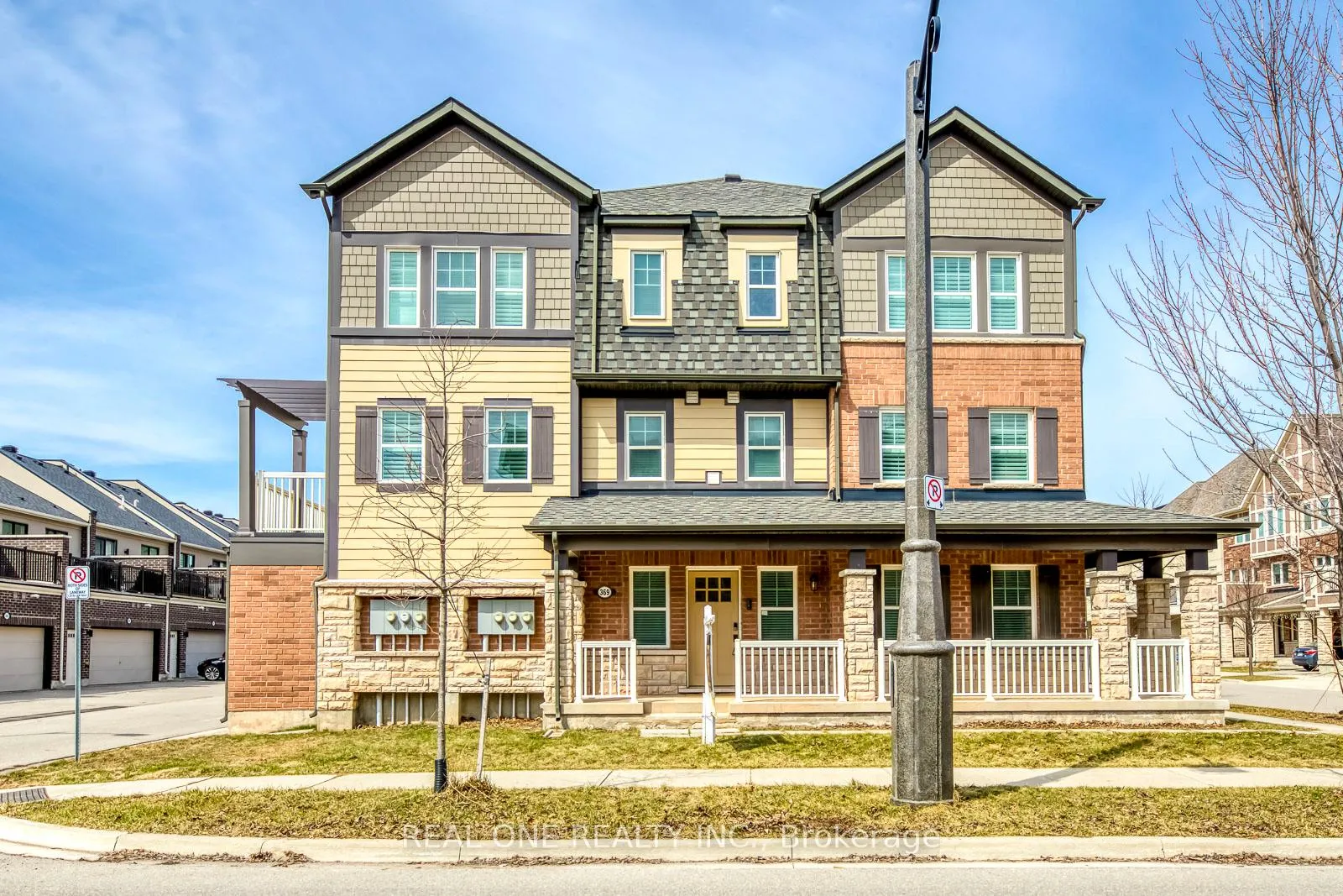 Photo 1 of 369 Timberland Gate, Oakville, Glenorchy — HOMEH
