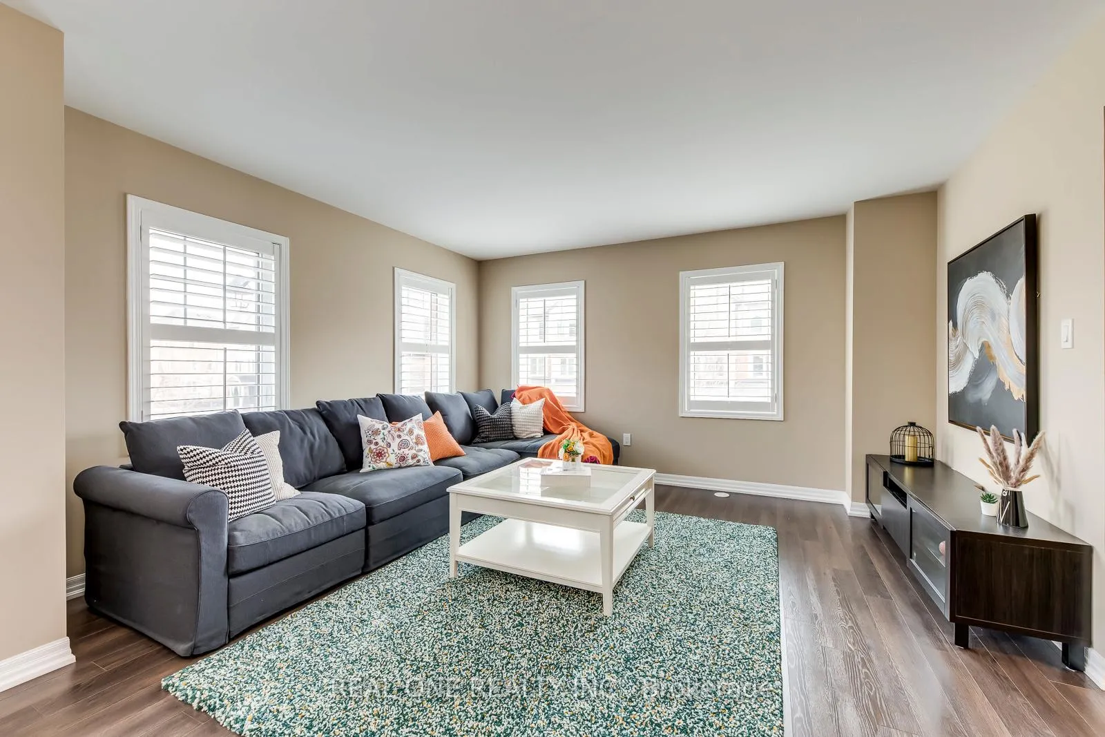 Photo 13 of 369 Timberland Gate, Oakville, Glenorchy — HOMEH