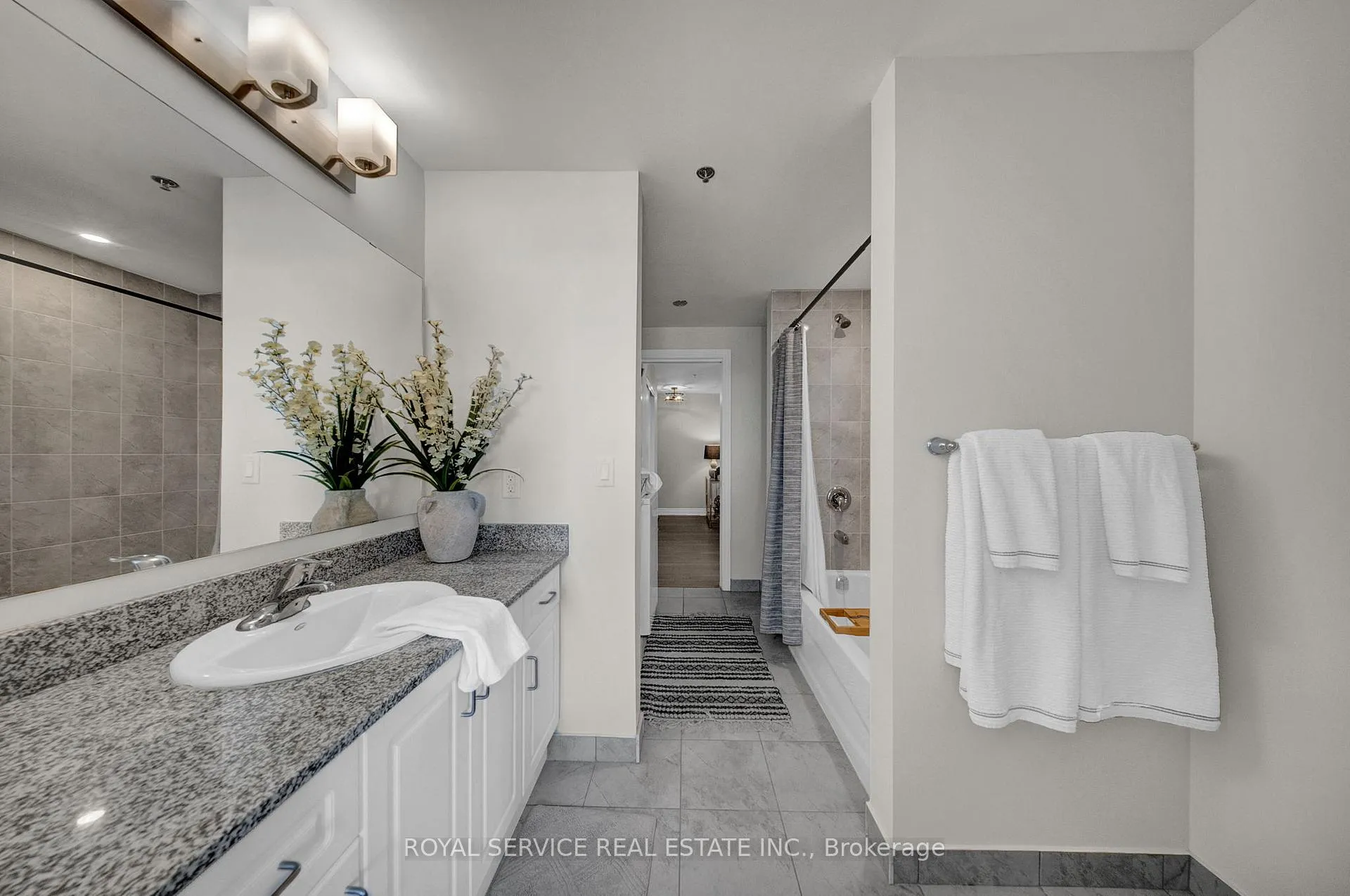 Photo 31 of Unit 210, 21 Brookhouse Drive, Clarington, Newcastle — HOMEH